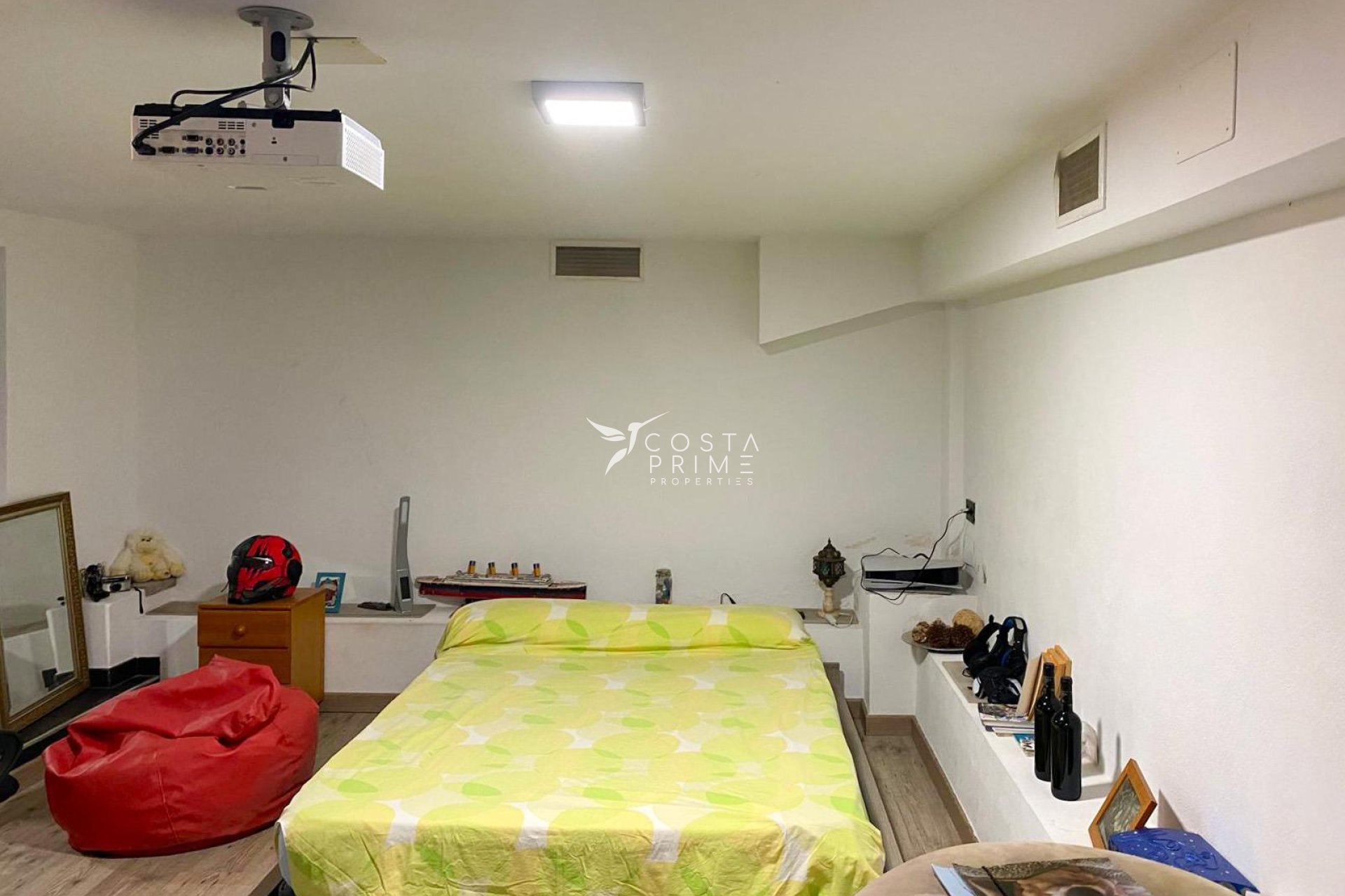 Resale - Villa  - Polop