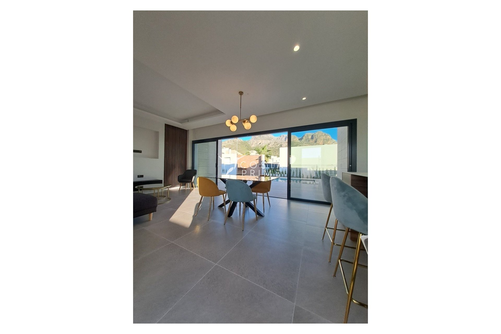 Resale - Villa  - Polop