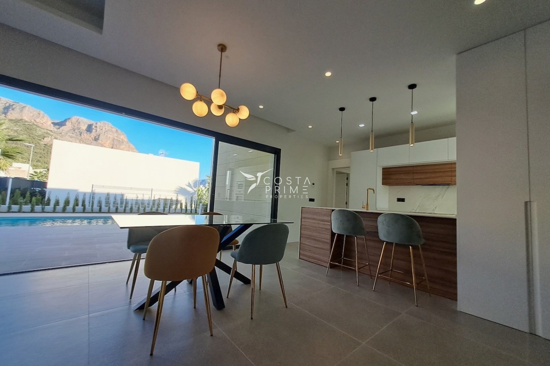 Resale - Villa  - Polop