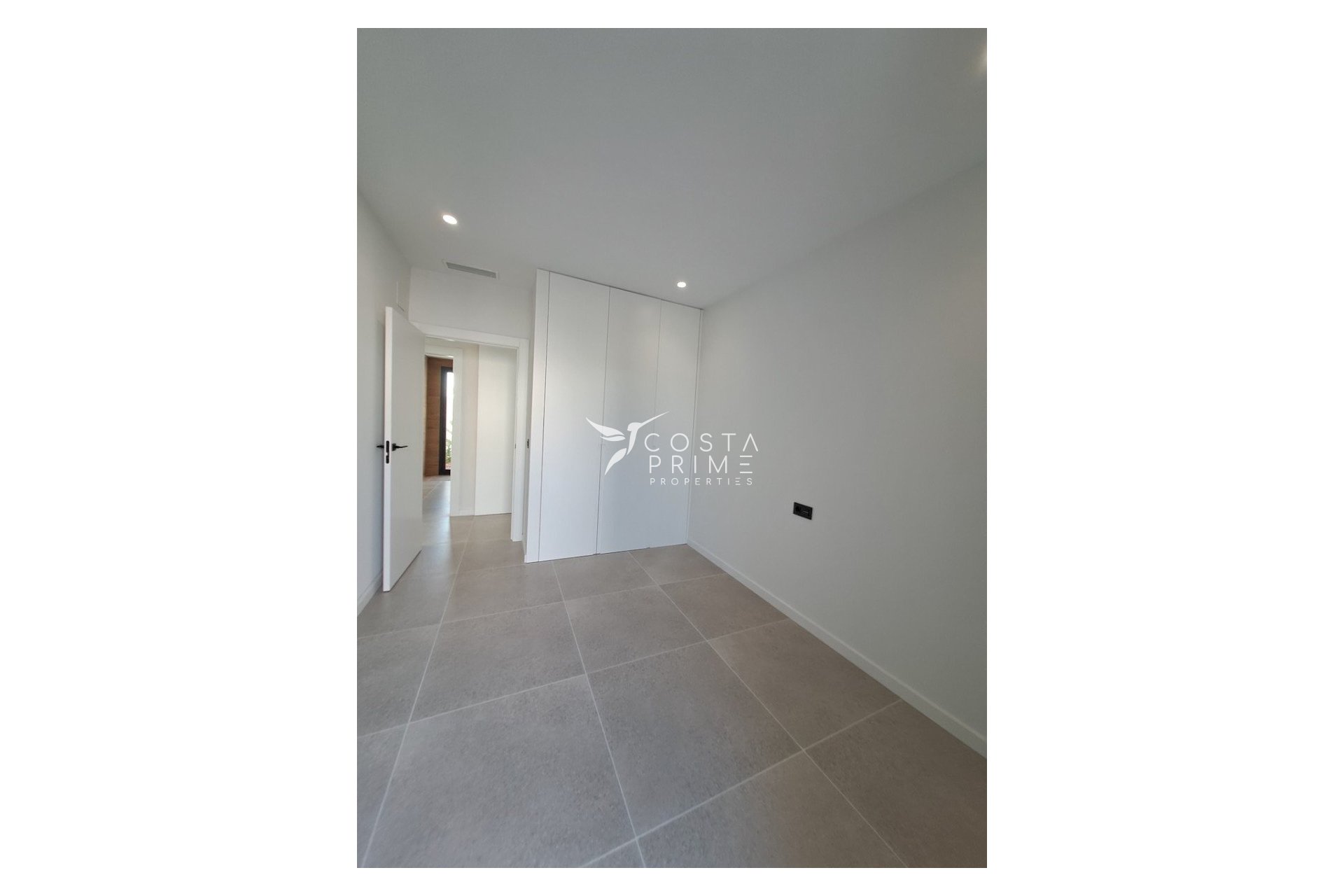 Resale - Villa  - Polop