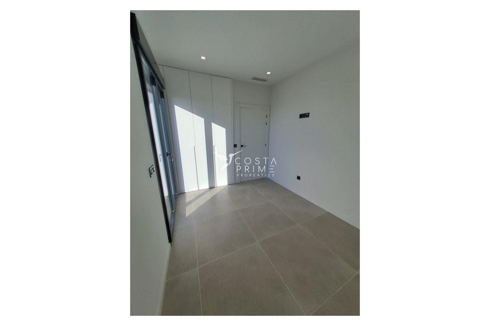 Resale - Villa  - Polop