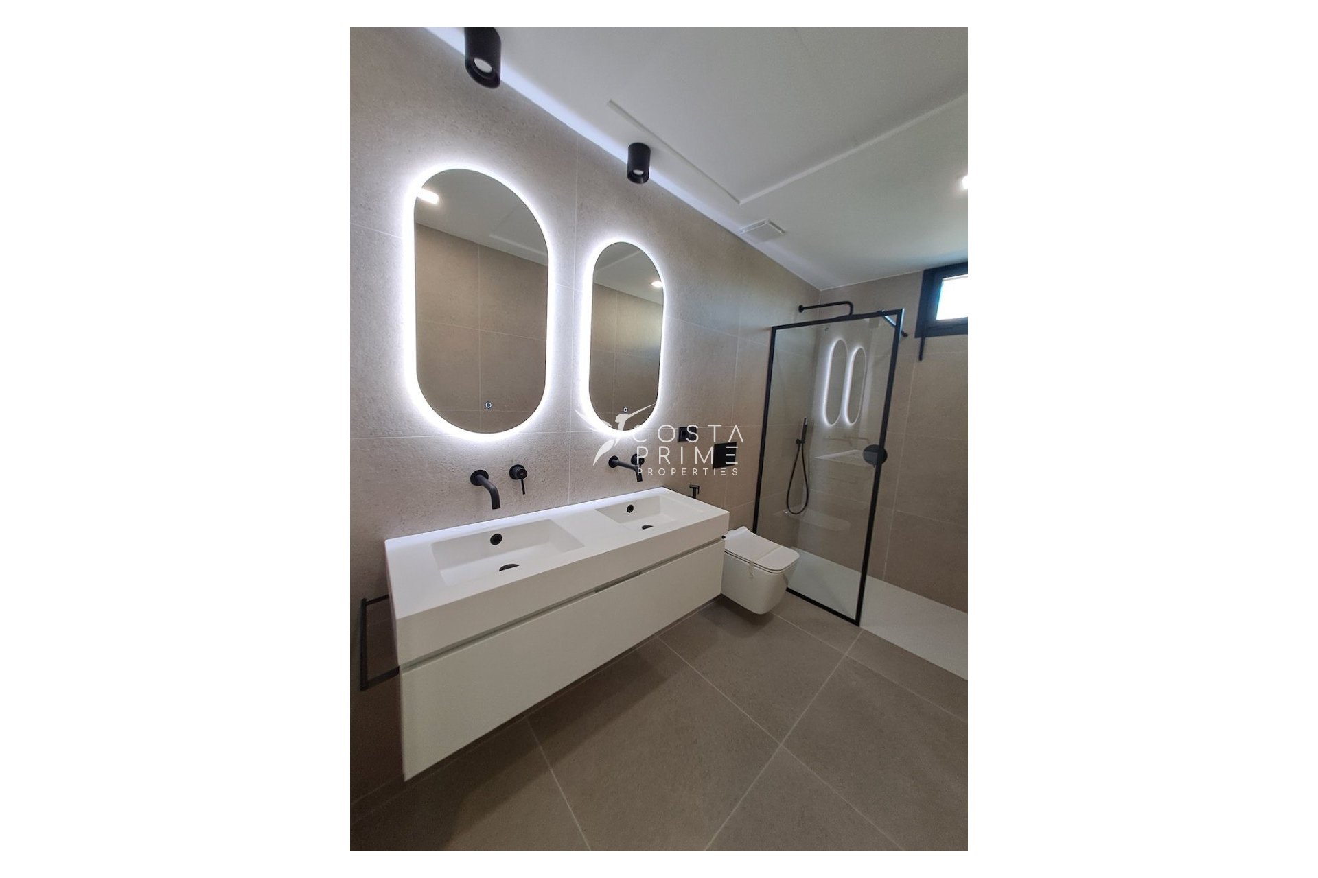 Resale - Villa  - Polop