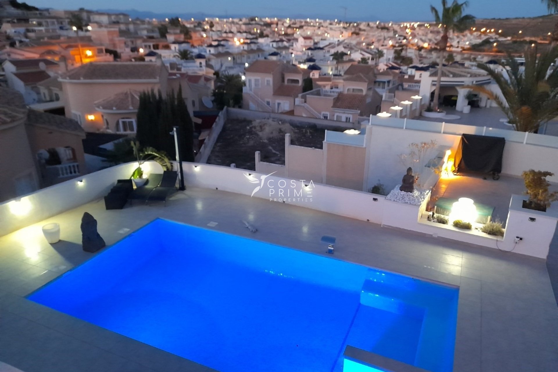 Resale - Villa  - Rojales