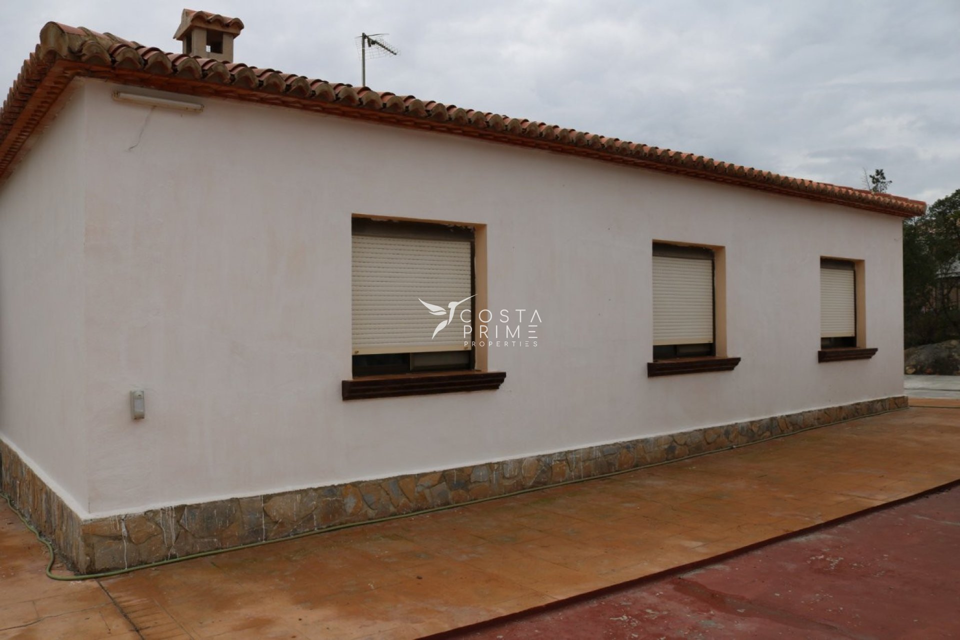 Resale - Villa  - San Vicente del Raspeig