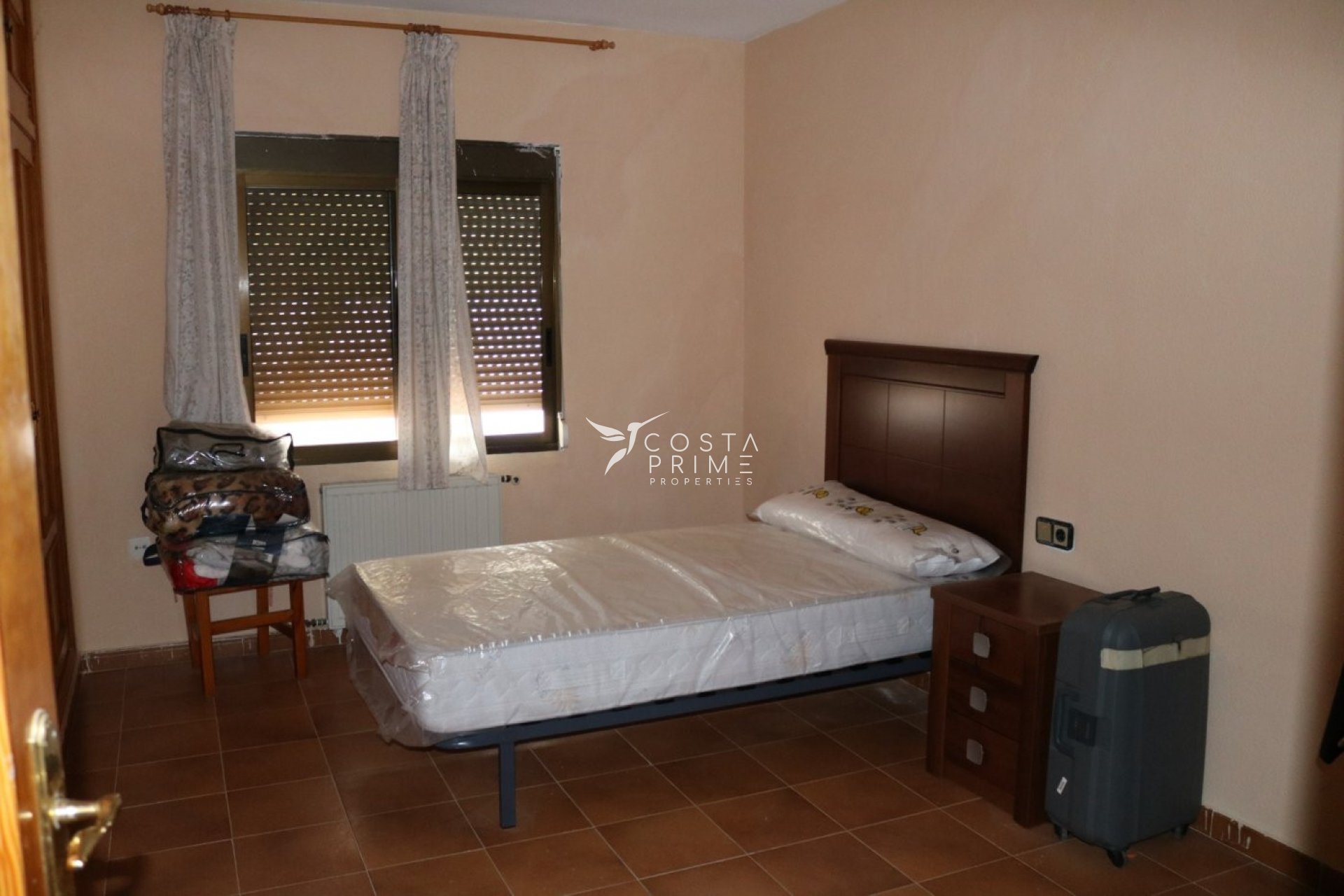 Resale - Villa  - San Vicente del Raspeig