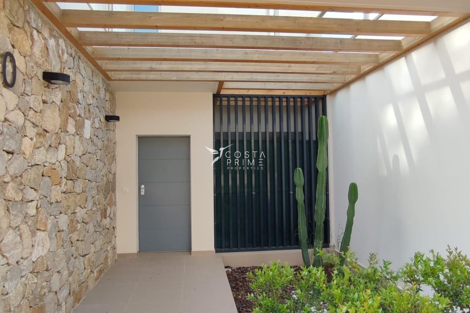 Resale - Villa  - Villajoyosa