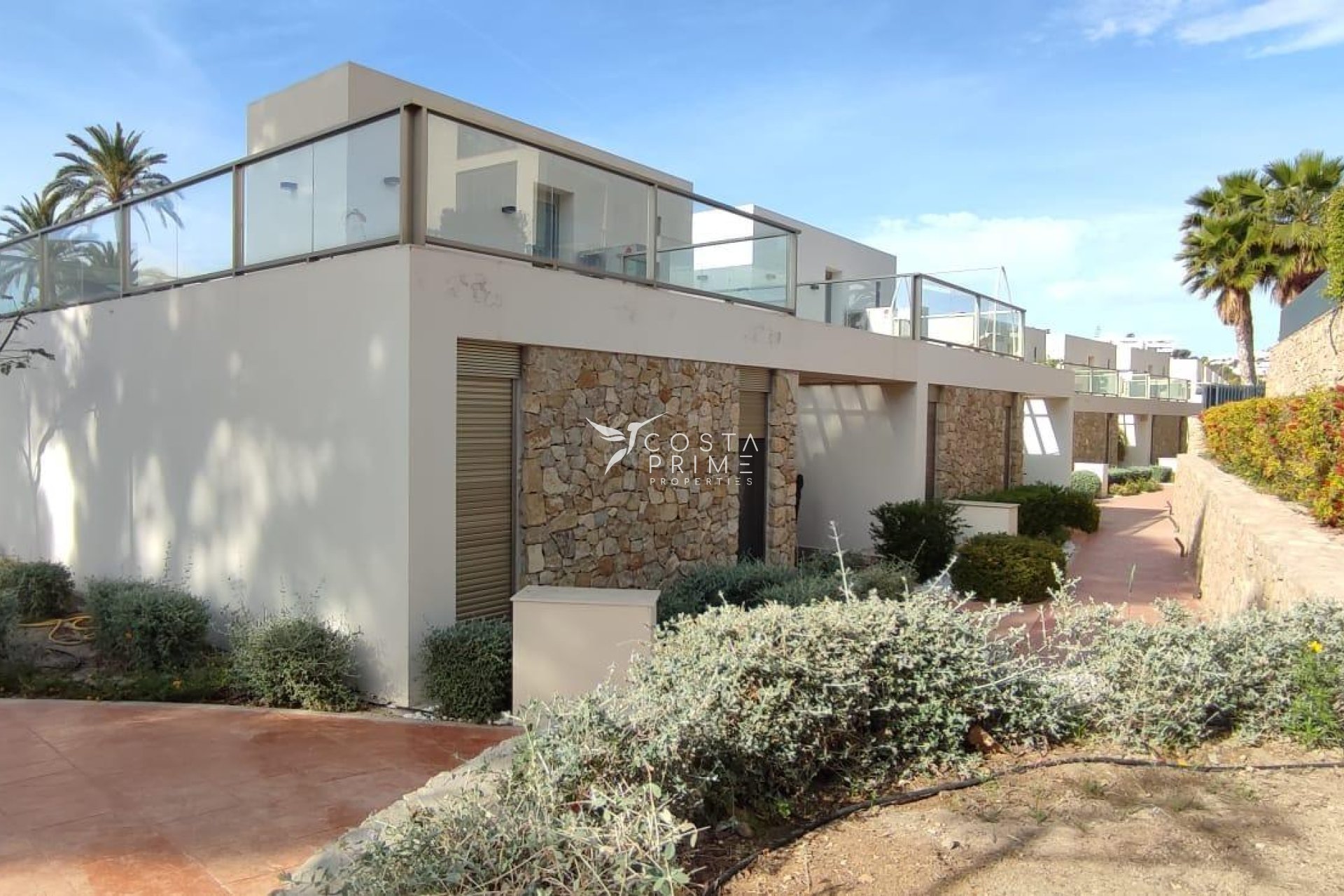 Resale - Villa  - Villajoyosa