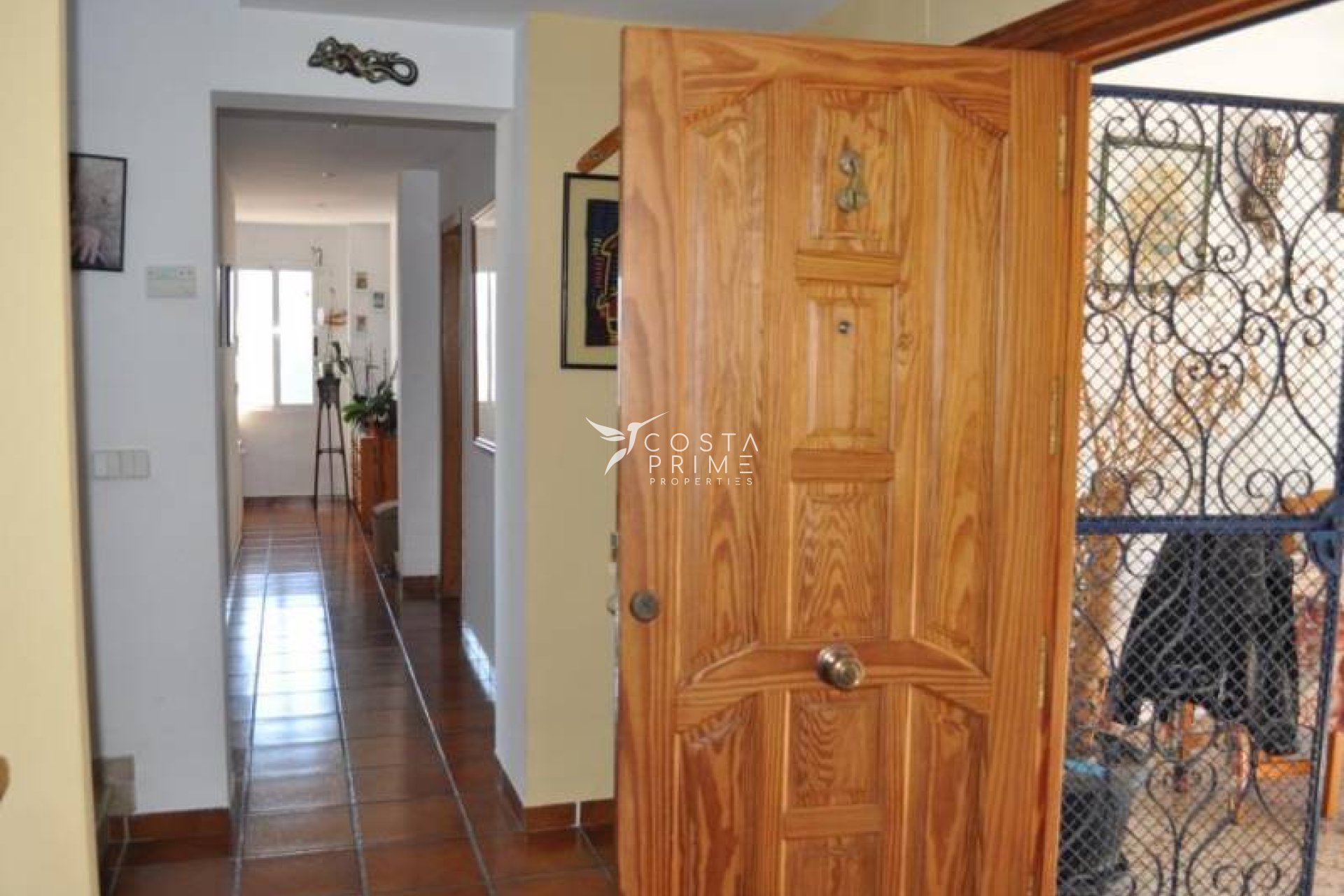 Resale - Villa  - Villajoyosa