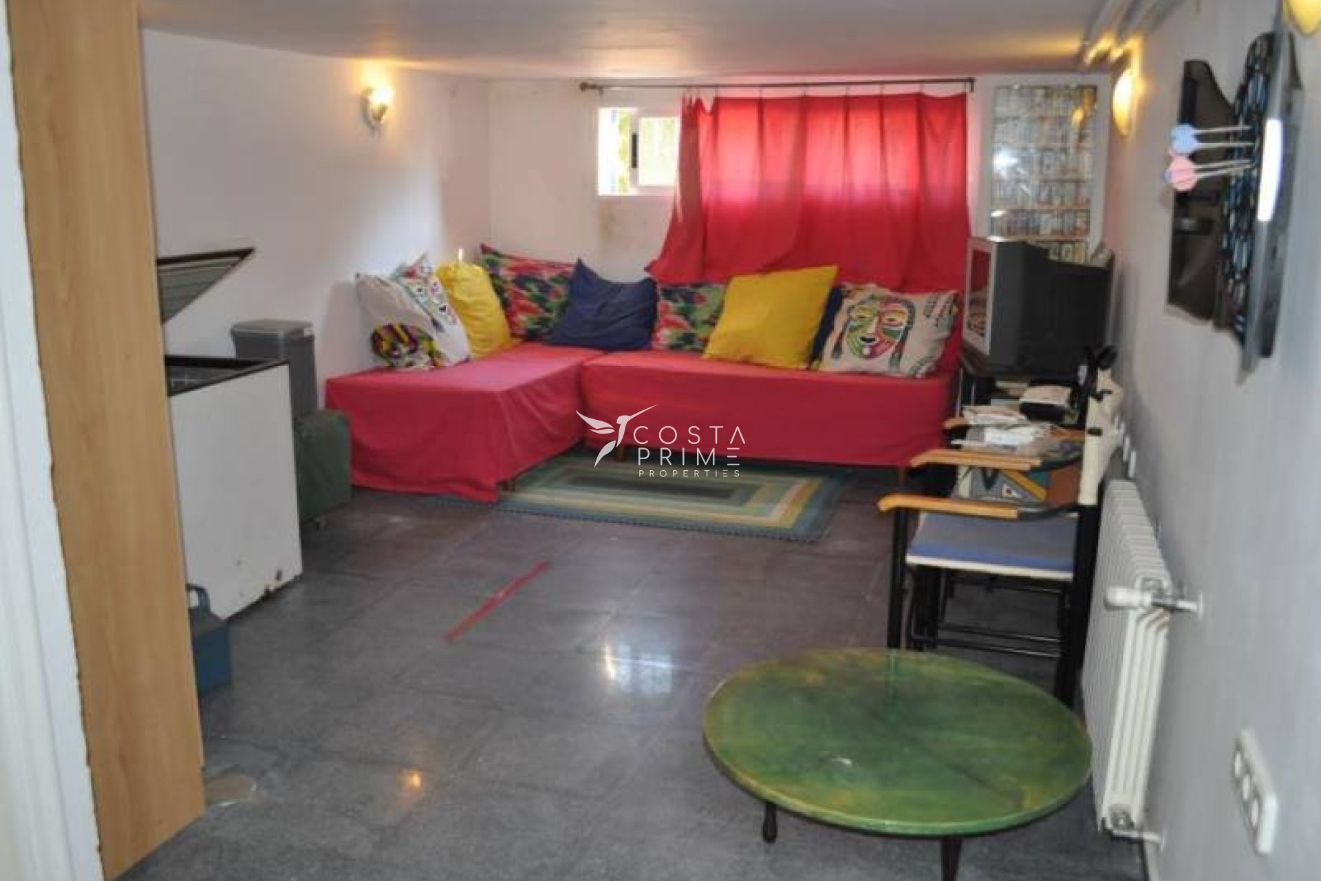 Resale - Villa  - Villajoyosa