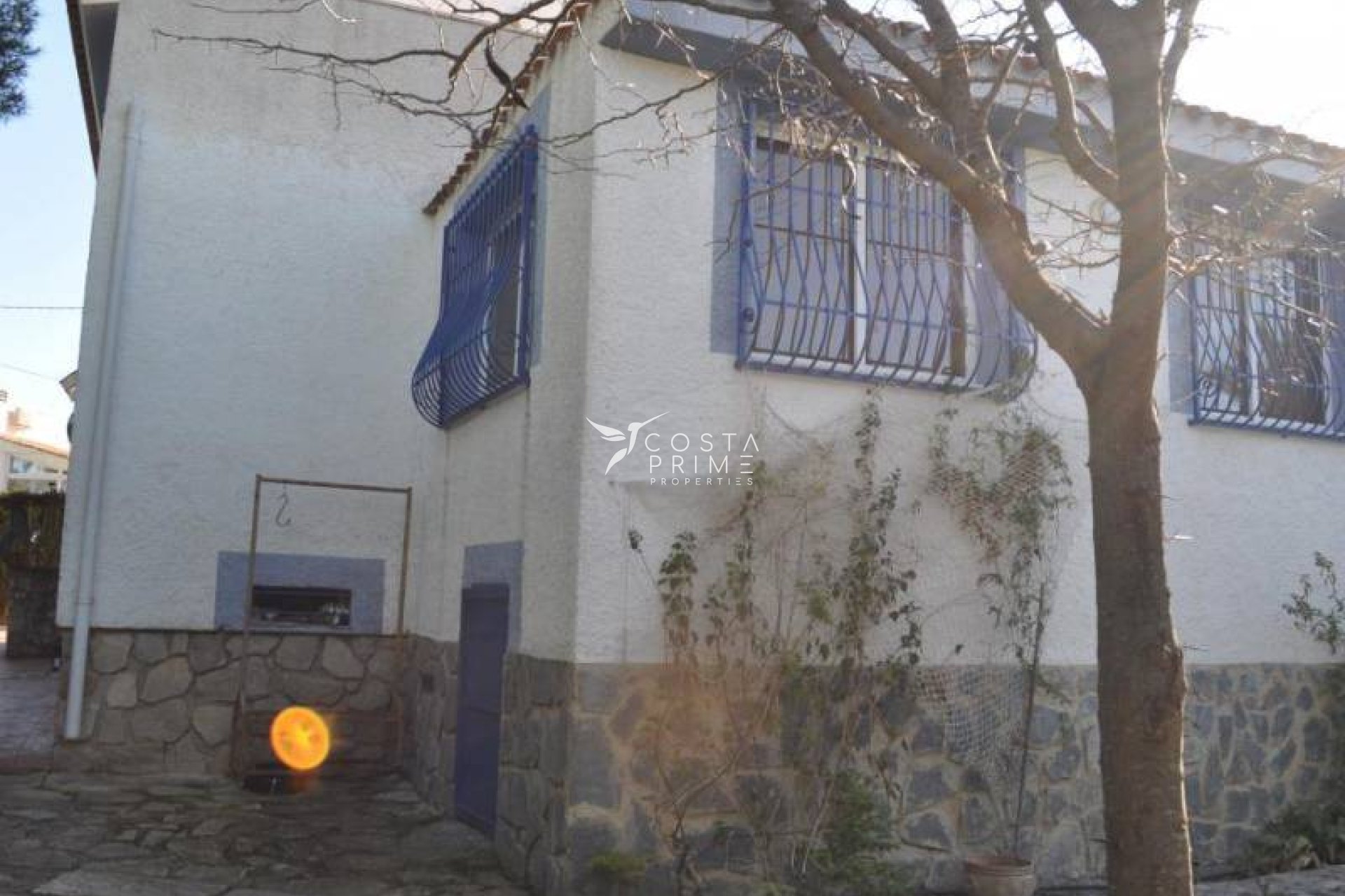 Resale - Villa  - Villajoyosa