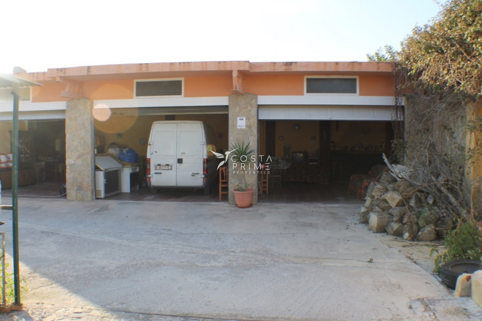 Resale - Villa  - Villajoyosa