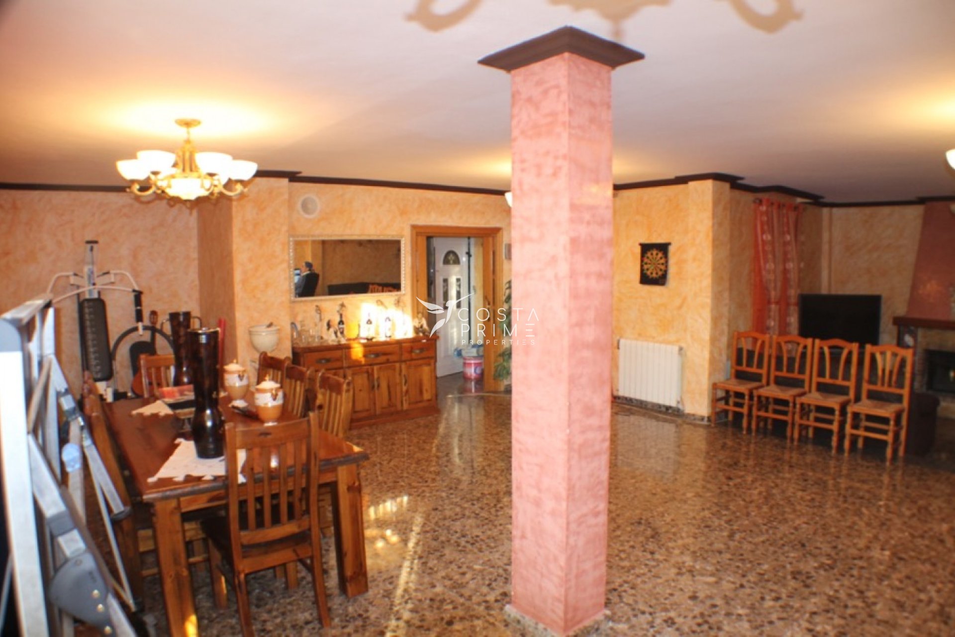 Resale - Villa  - Villajoyosa