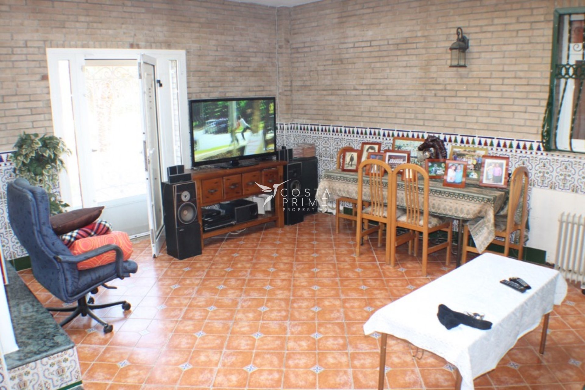 Resale - Villa  - Villajoyosa