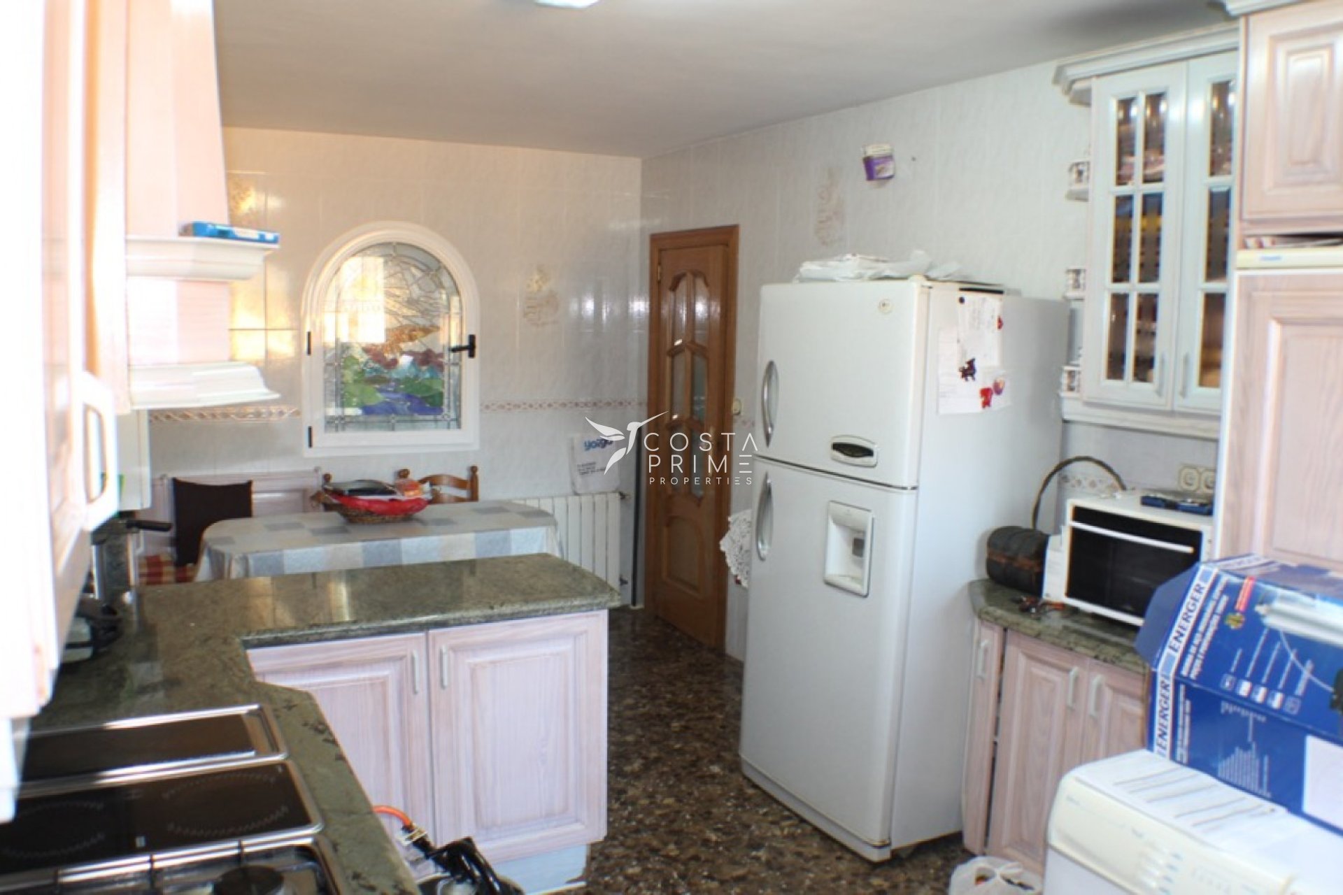 Resale - Villa  - Villajoyosa