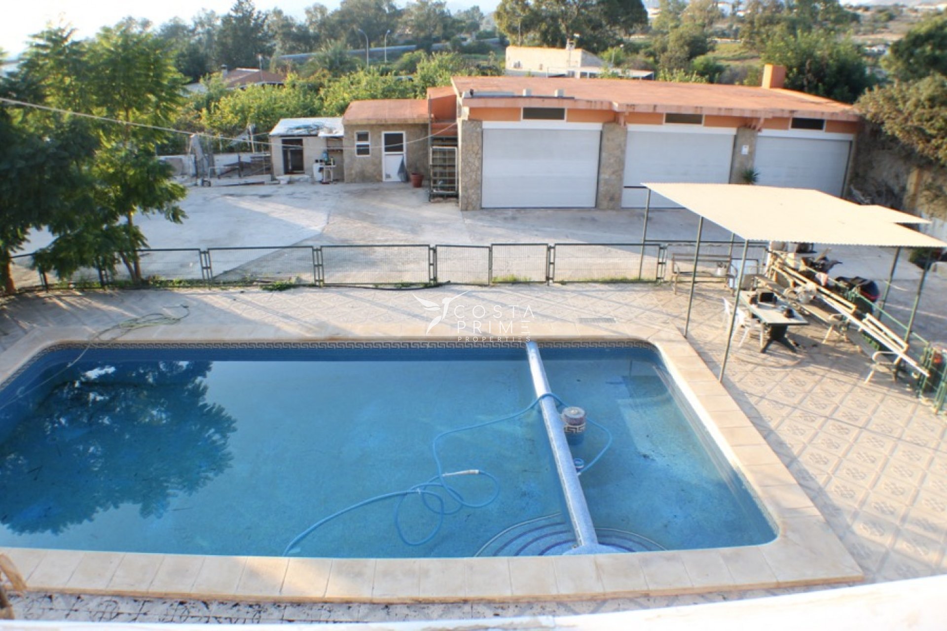 Resale - Villa  - Villajoyosa