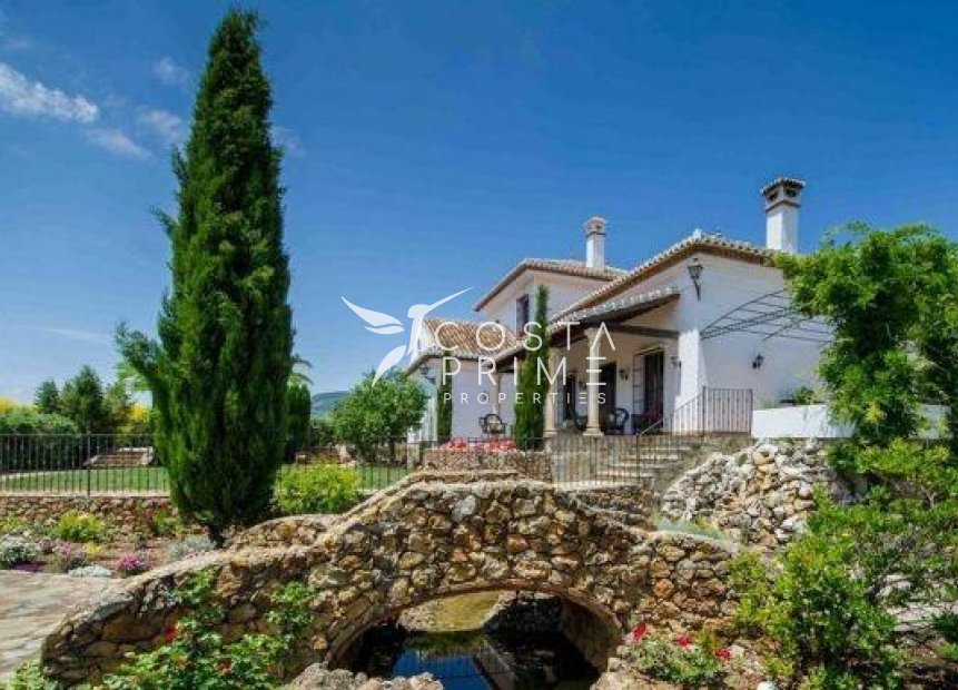 Resale - Villa  - Villanueva del Rosario