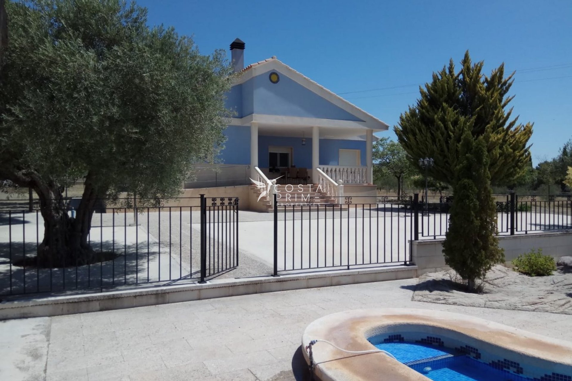 Resale - Villa  - Yecla