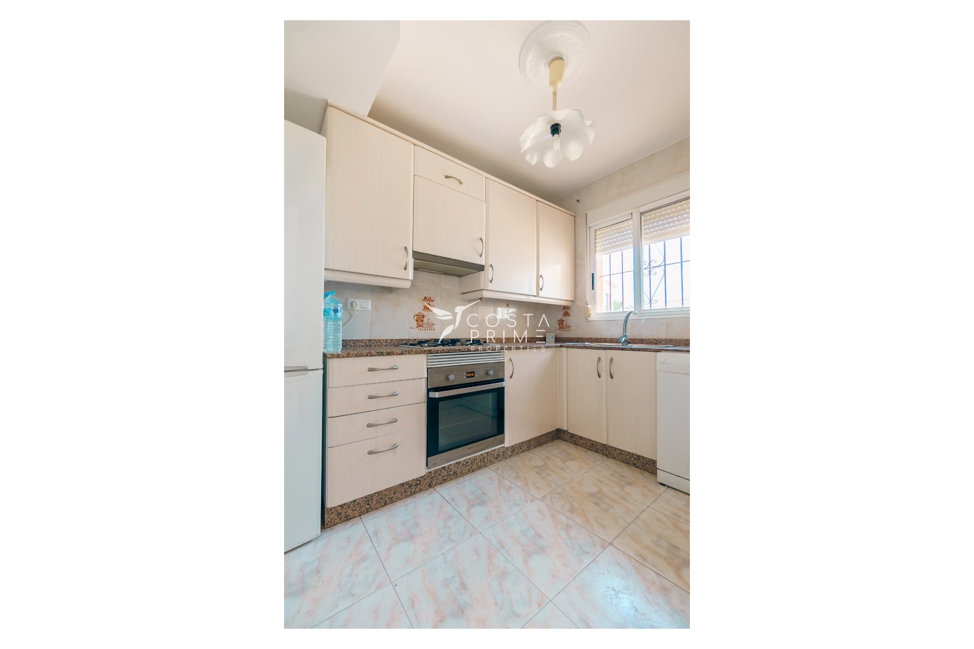 Reventa - Adosado / Pareado - Albir