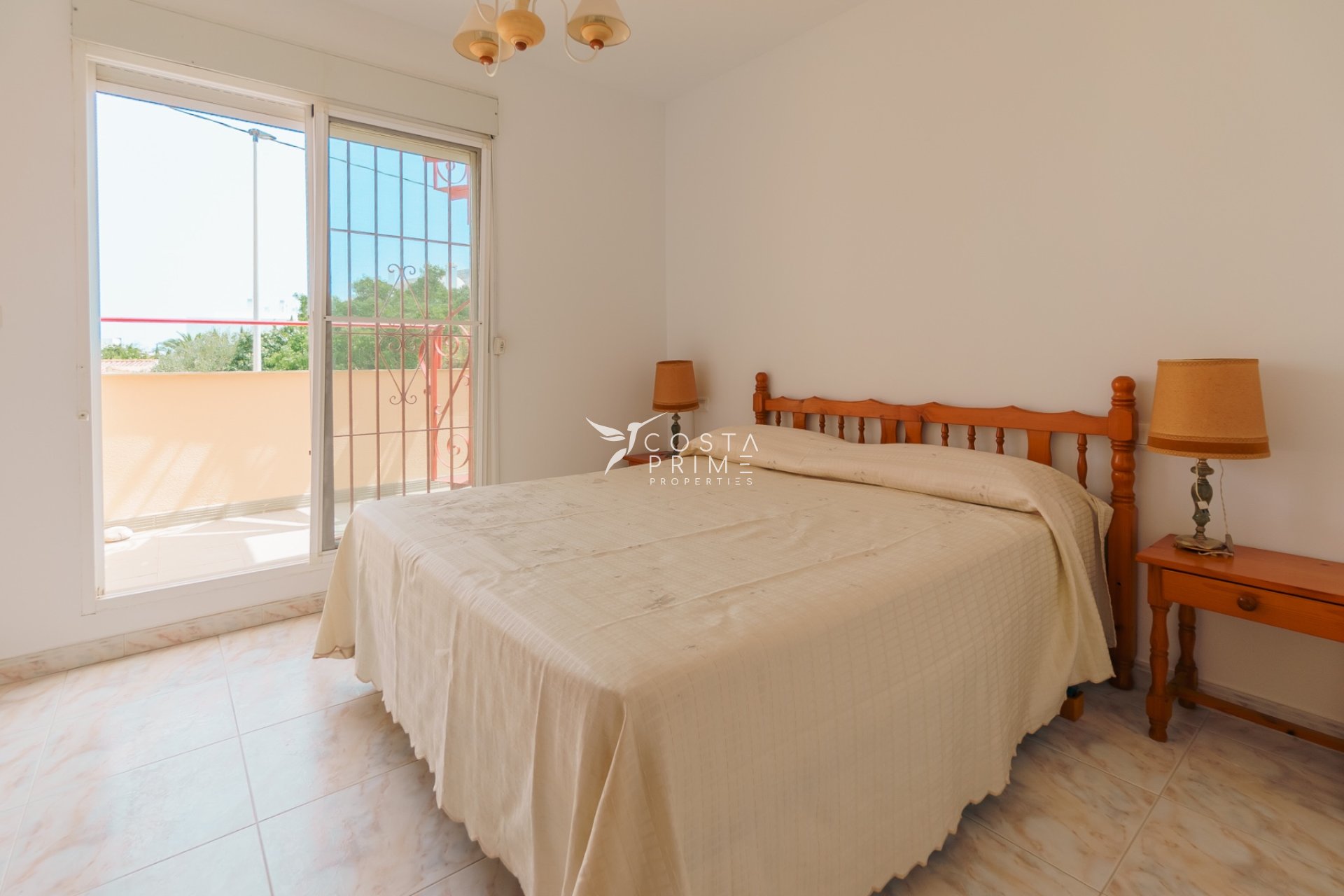 Reventa - Adosado / Pareado - Albir