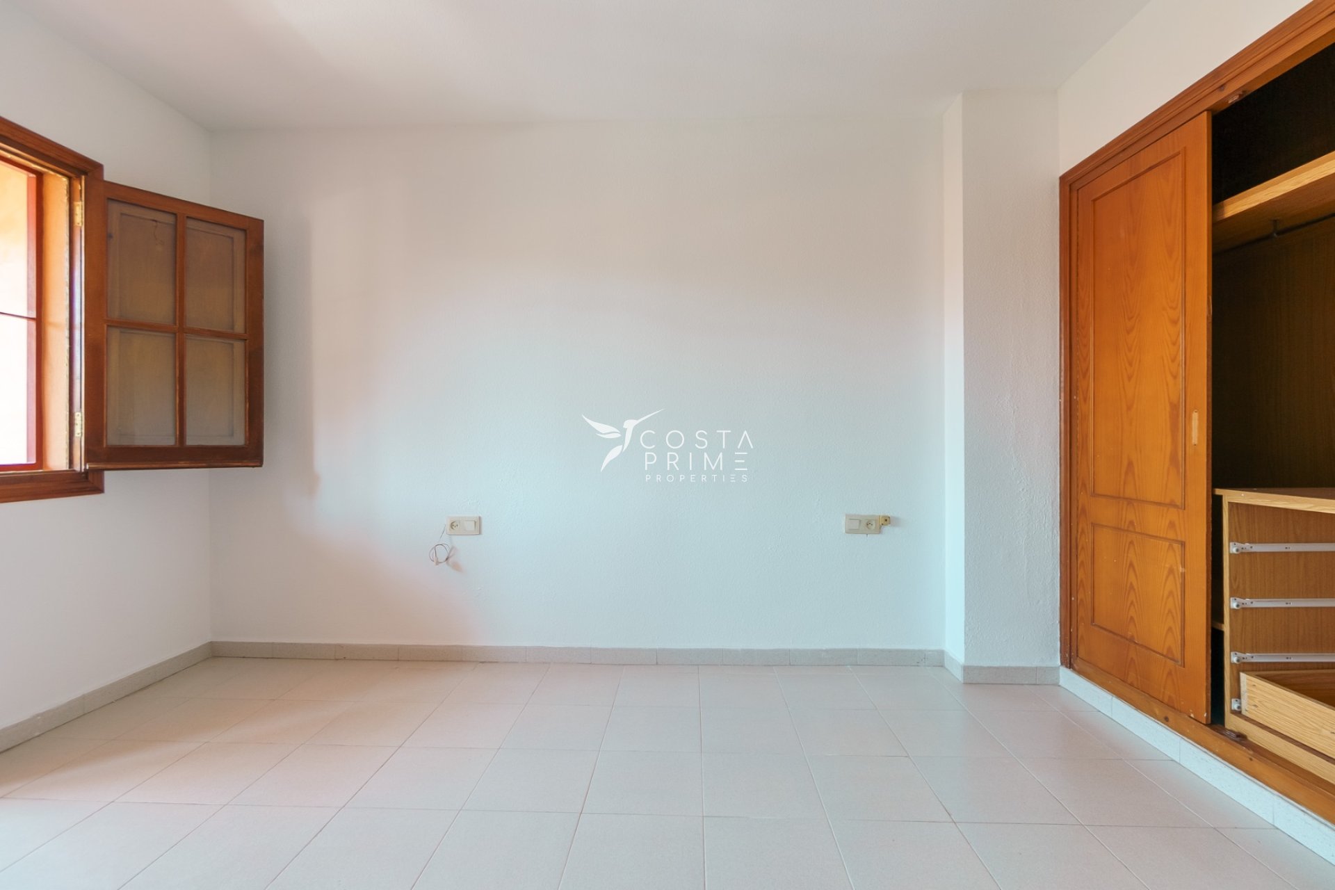 Reventa - Adosado / Pareado - Albir