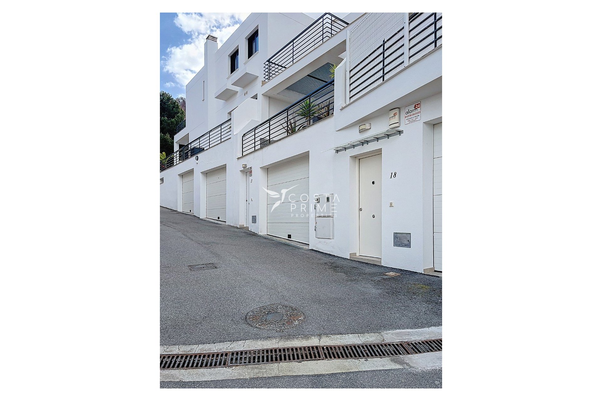 Reventa - Adosado / Pareado - Albir