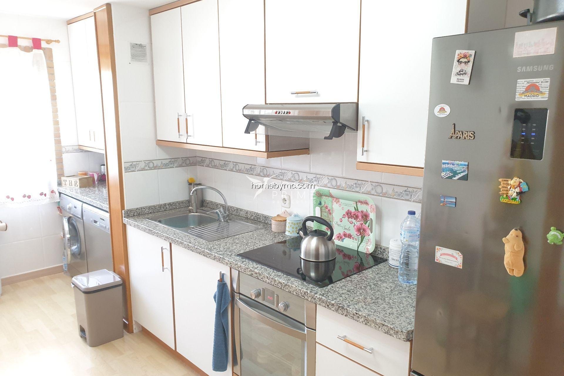 Reventa - Apartamento / Piso - Benidorm