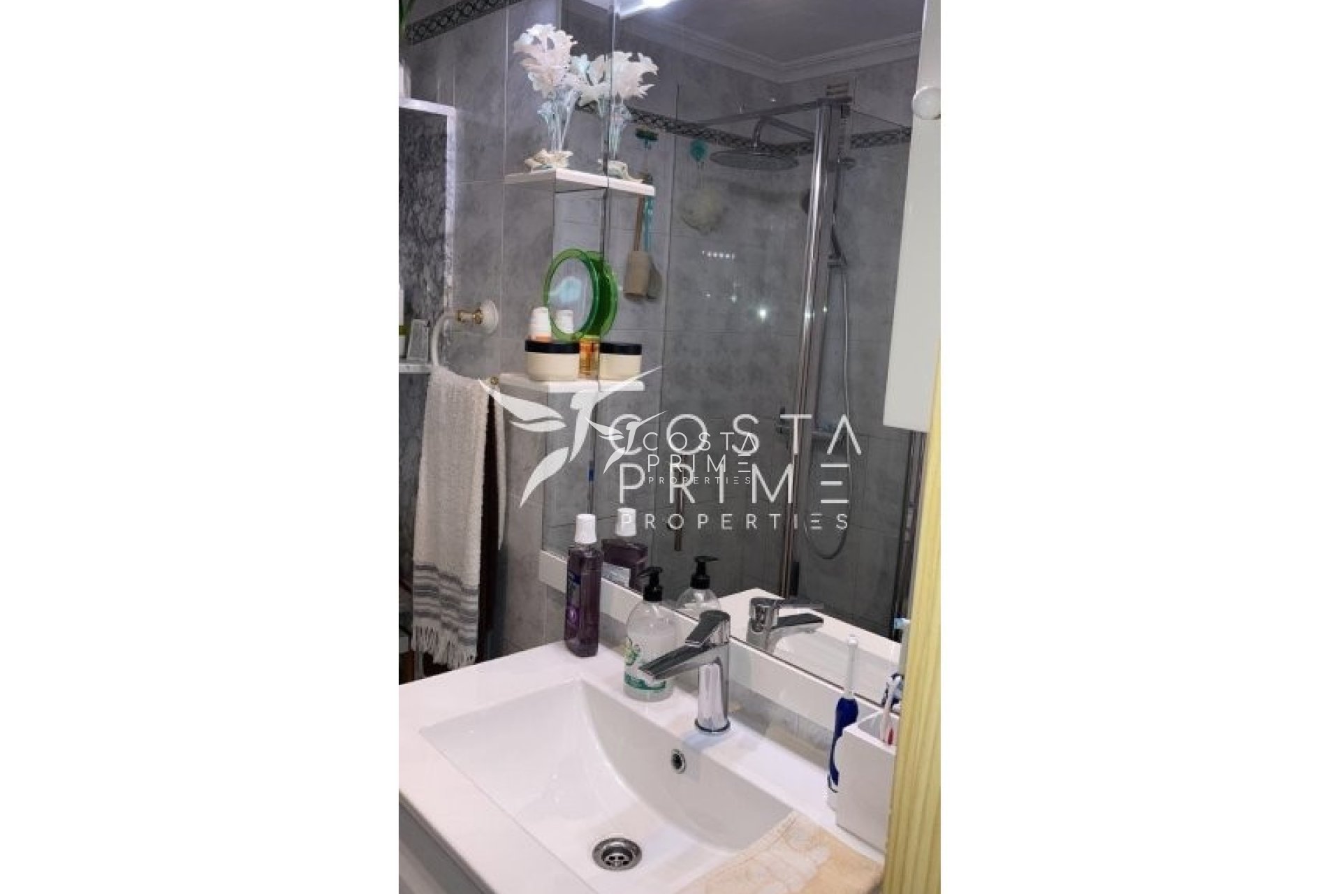 Reventa - Apartamento / Piso - Benidorm