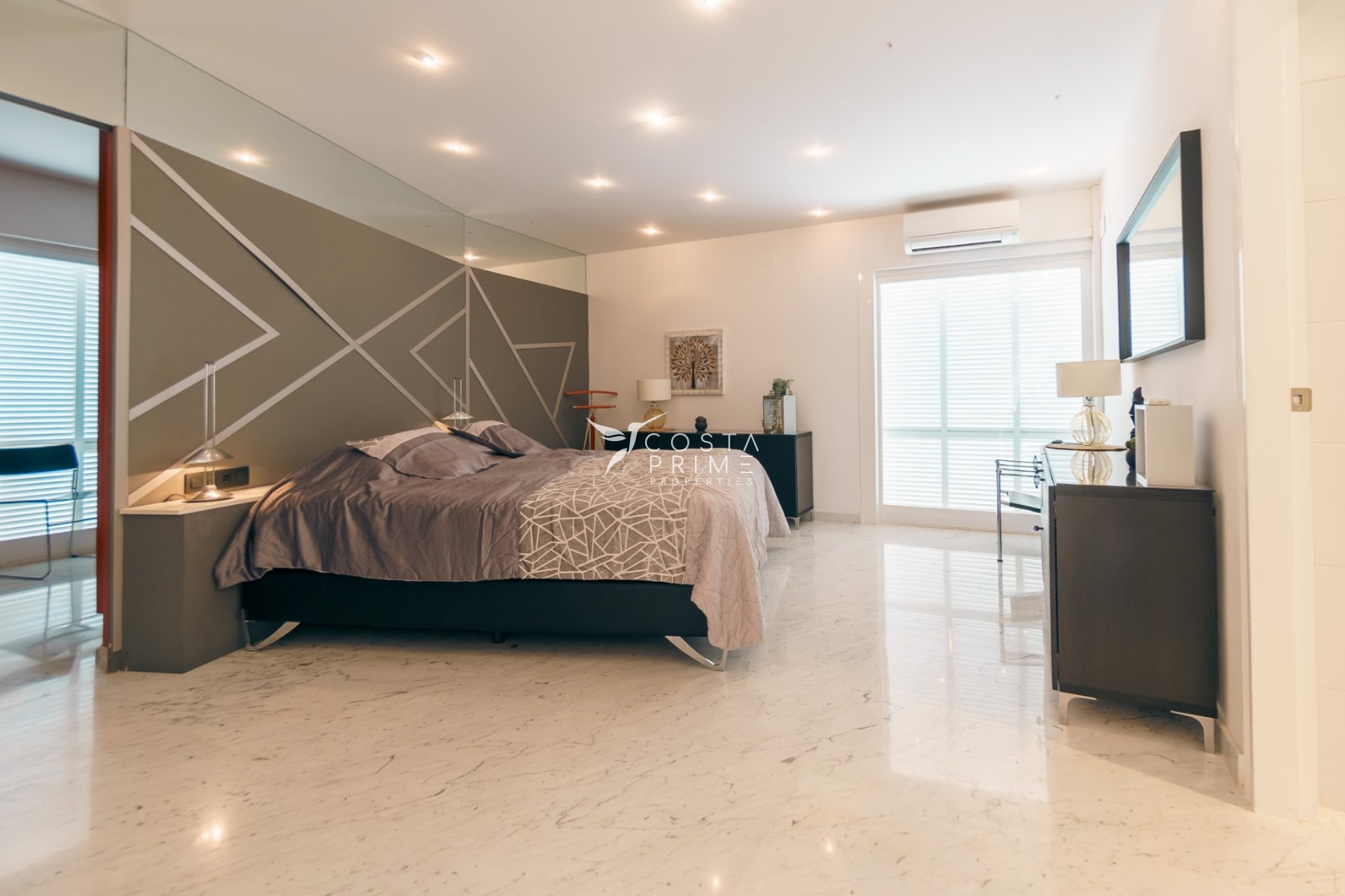 Reventa - Chalet / Villa - Albir