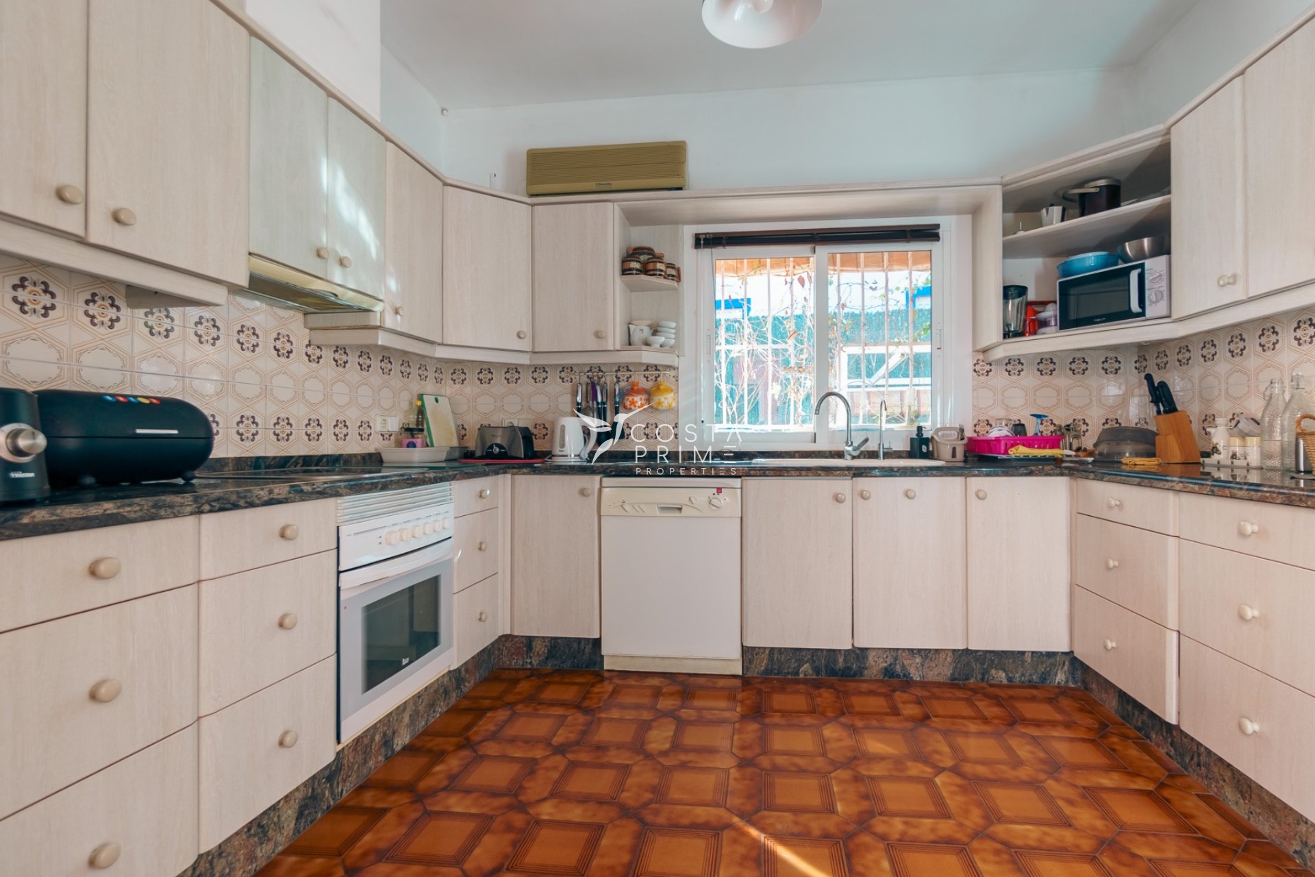 Reventa - Chalet / Villa - Albir