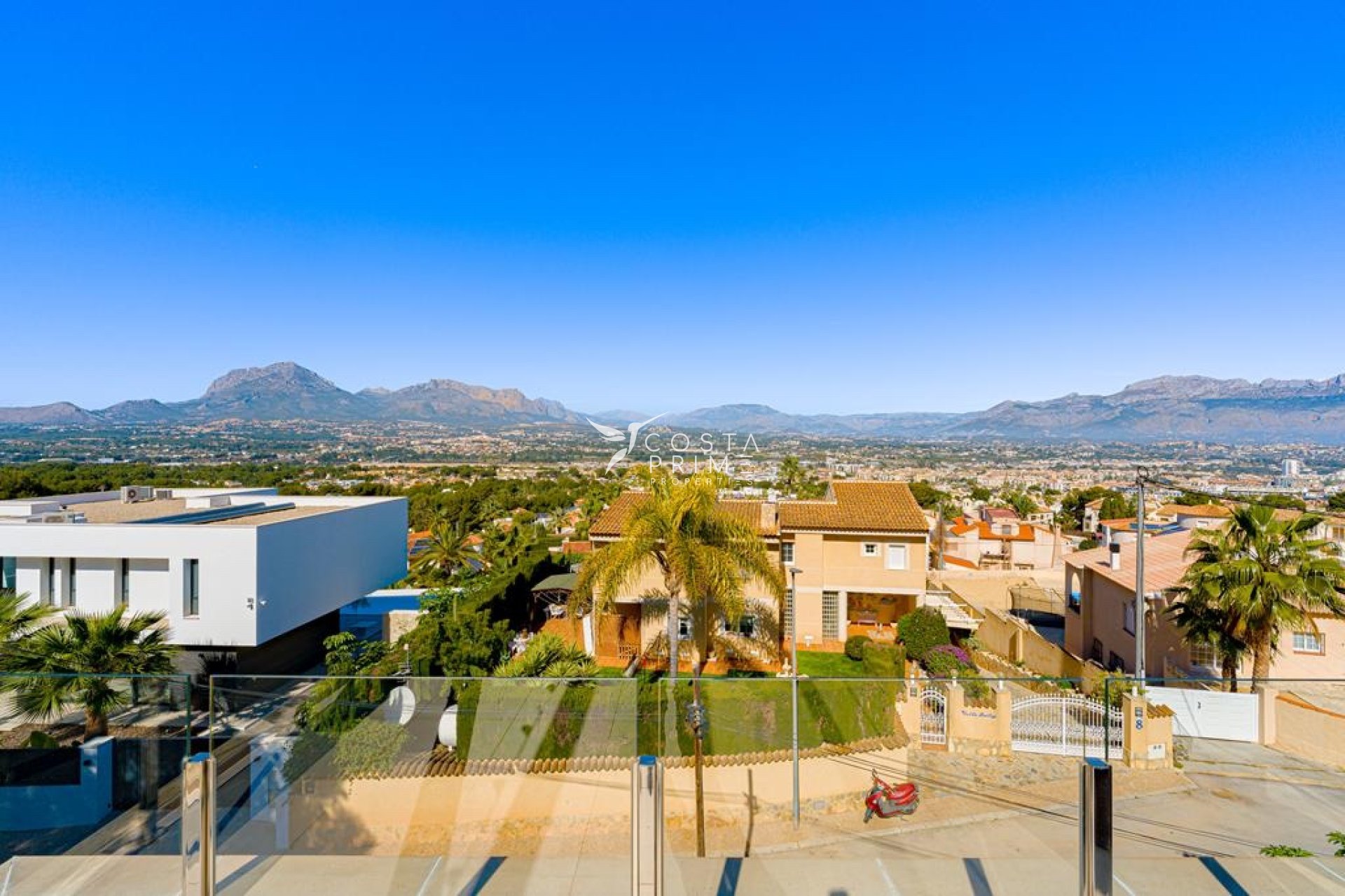 Reventa - Chalet / Villa - Albir