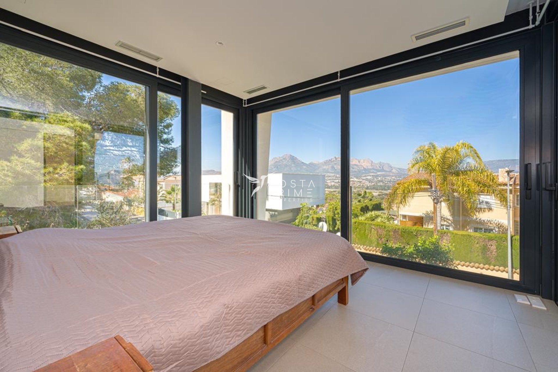 Reventa - Chalet / Villa - Albir