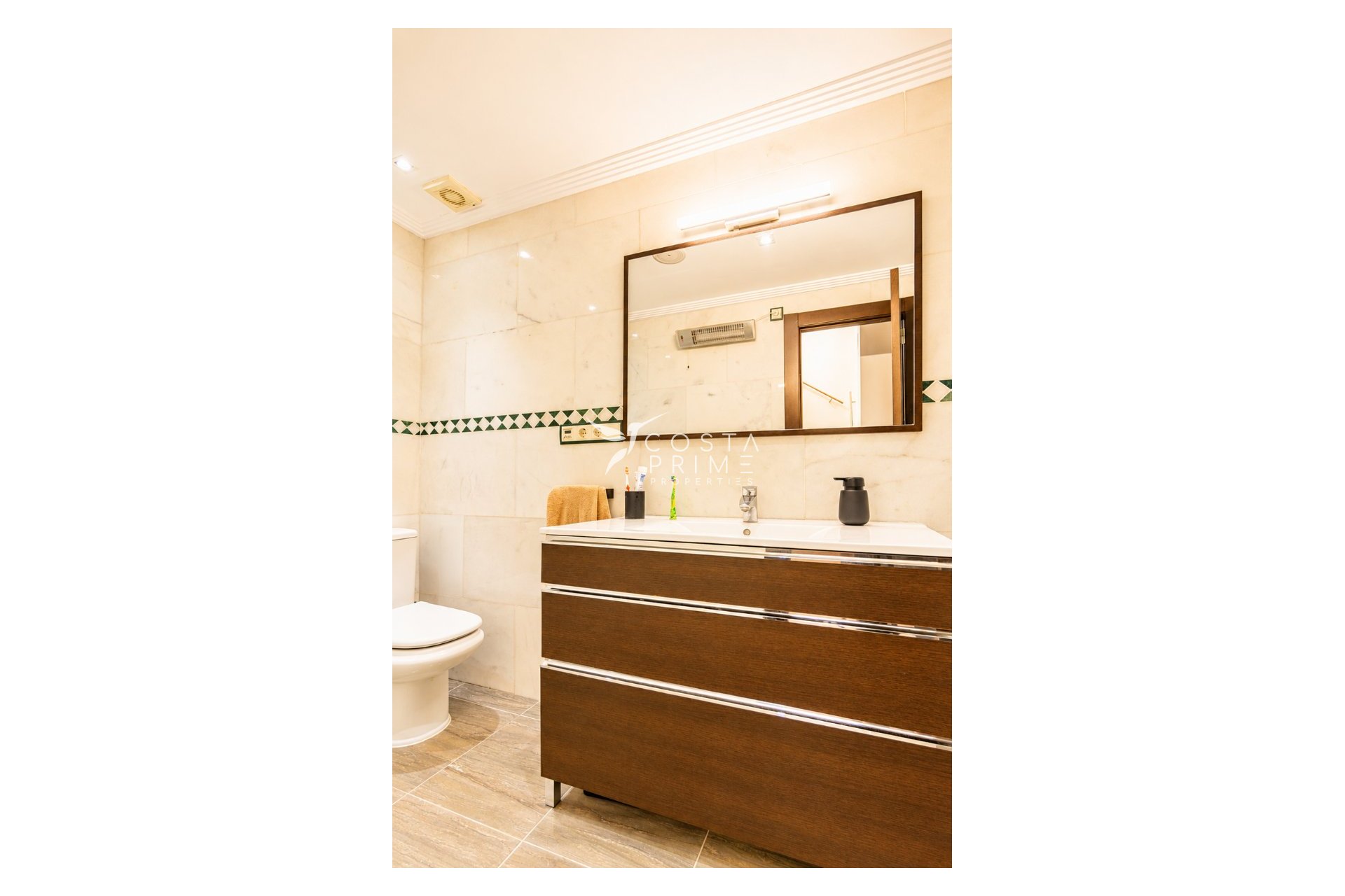 Reventa - Chalet / Villa - Albir