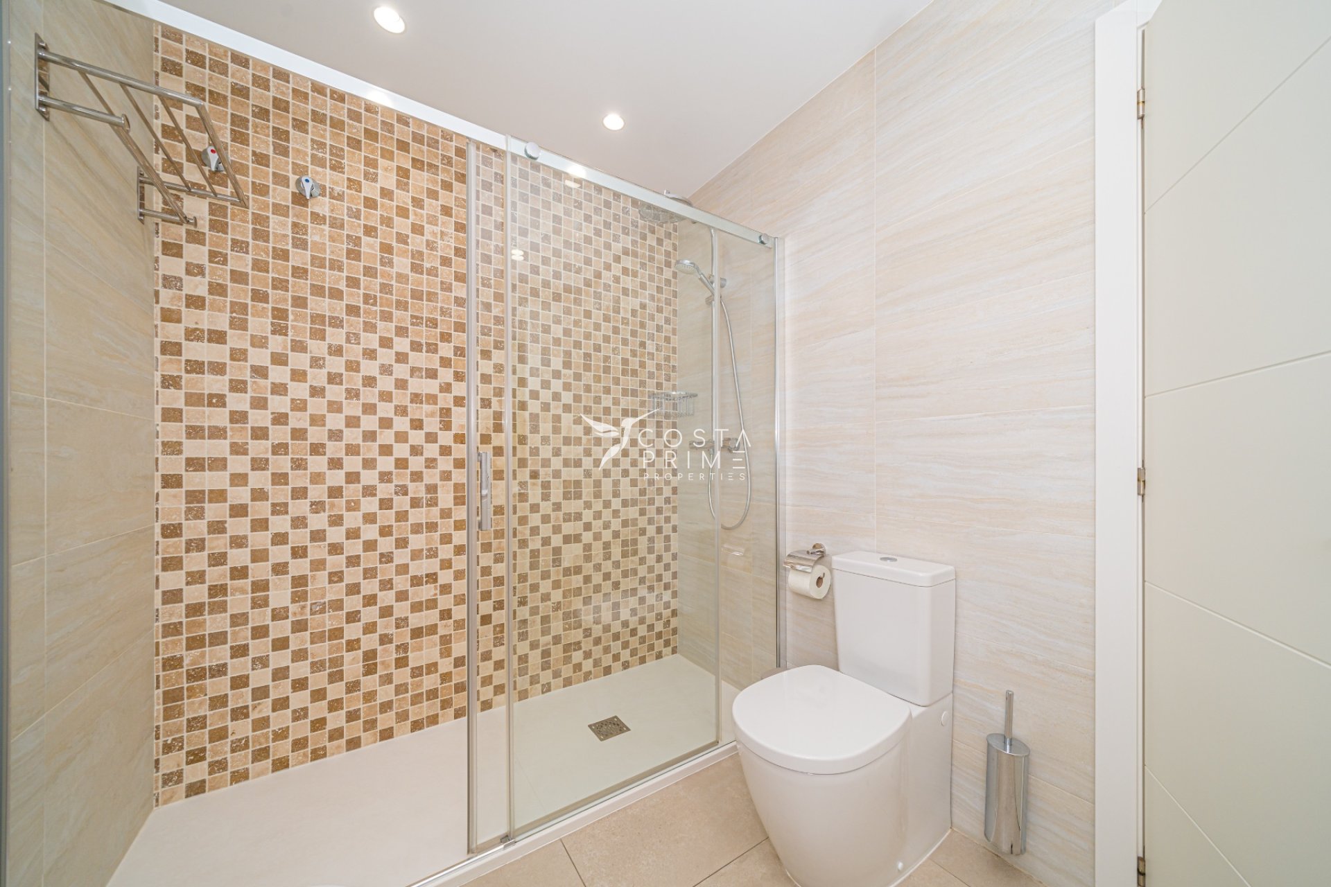 Reventa - Chalet / Villa - Albir