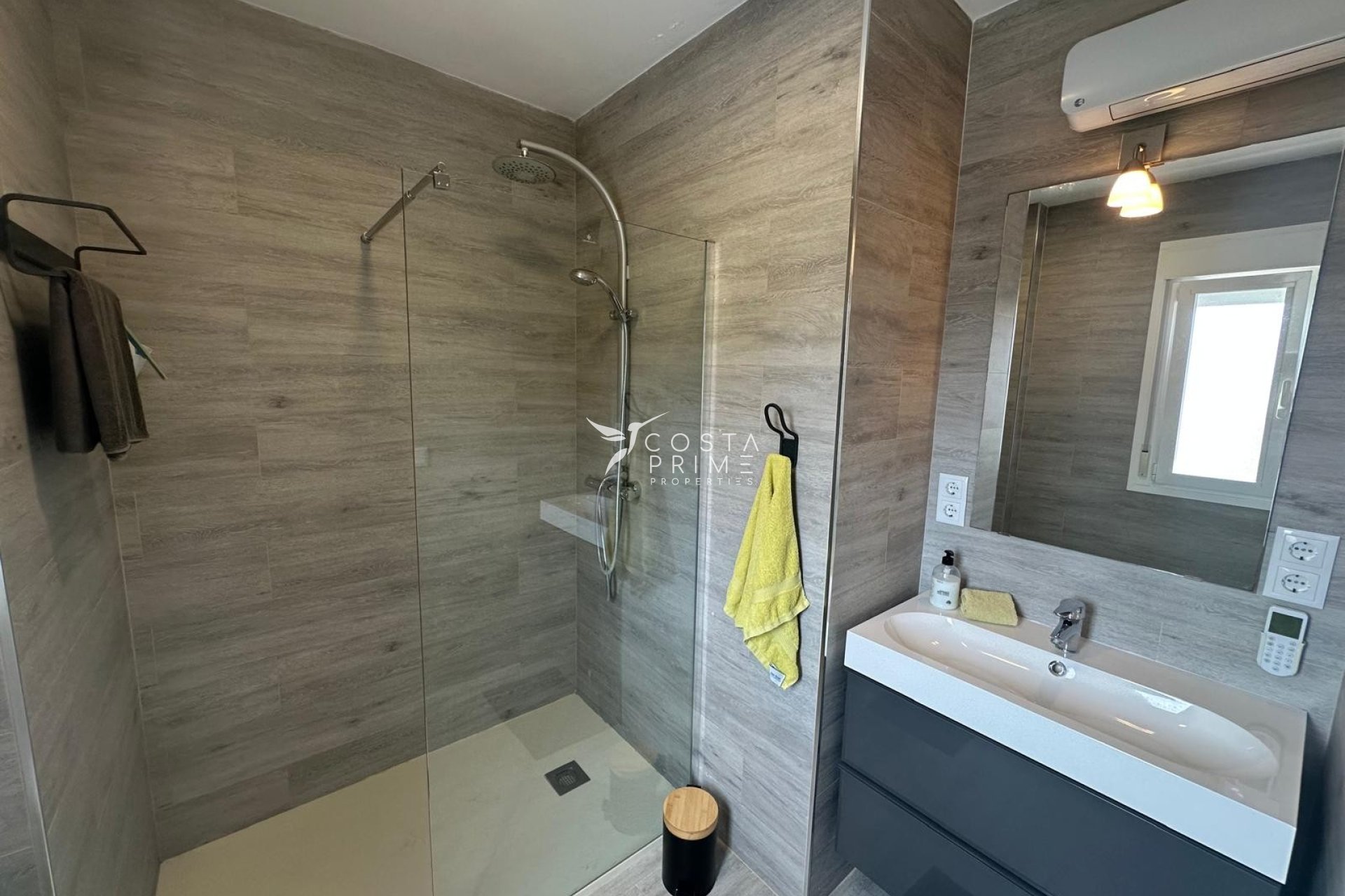 Reventa - Chalet / Villa - Albir