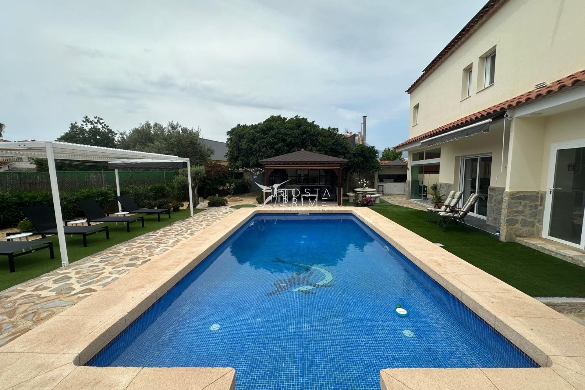 Reventa - Chalet / Villa - Albir