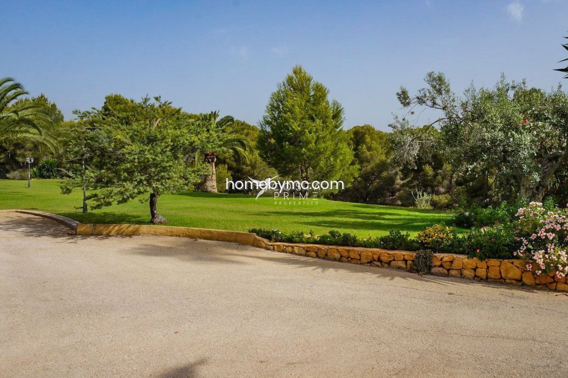 Reventa - Chalet / Villa - Alfas del Pí