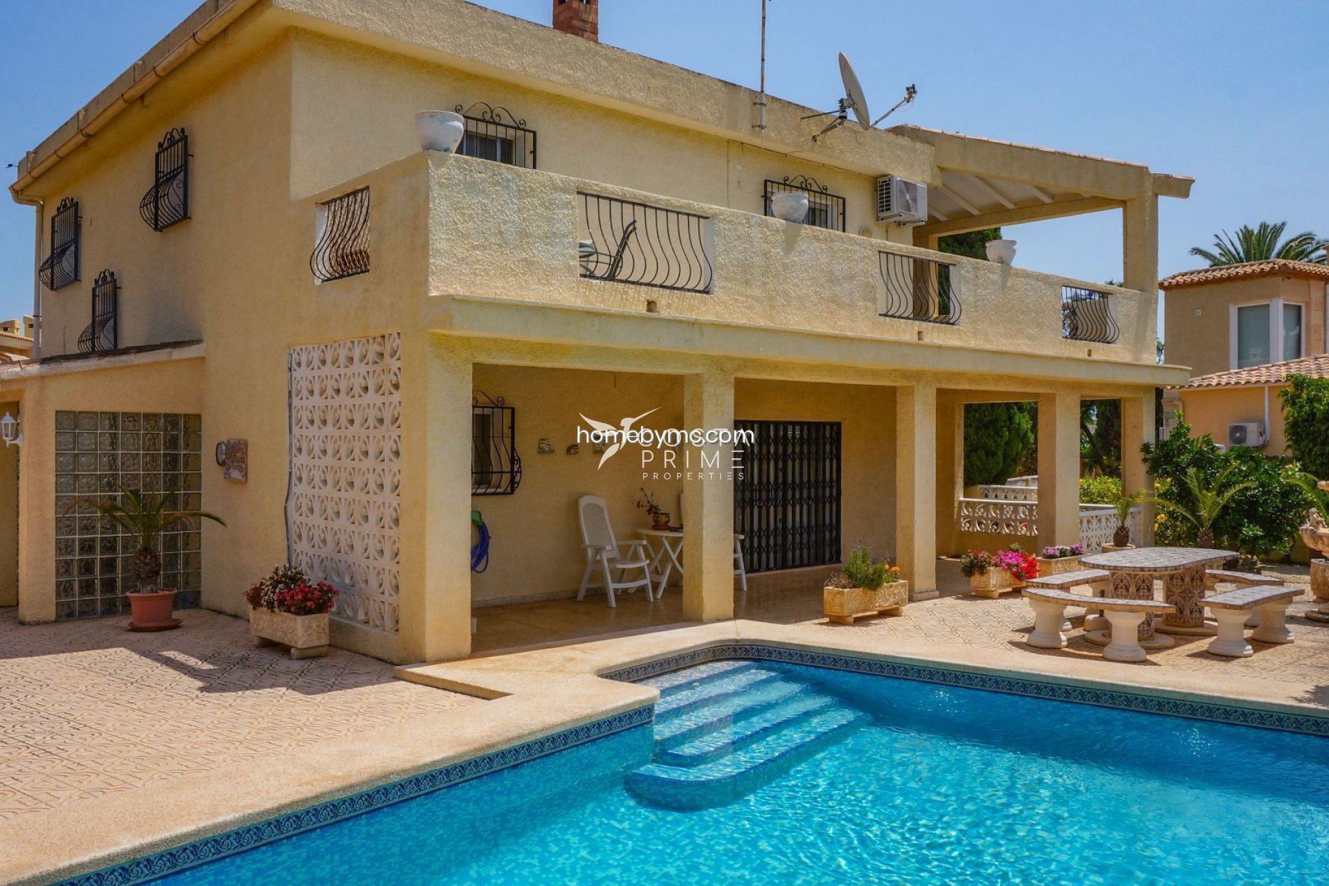 Reventa - Chalet / Villa - Alfas del Pí