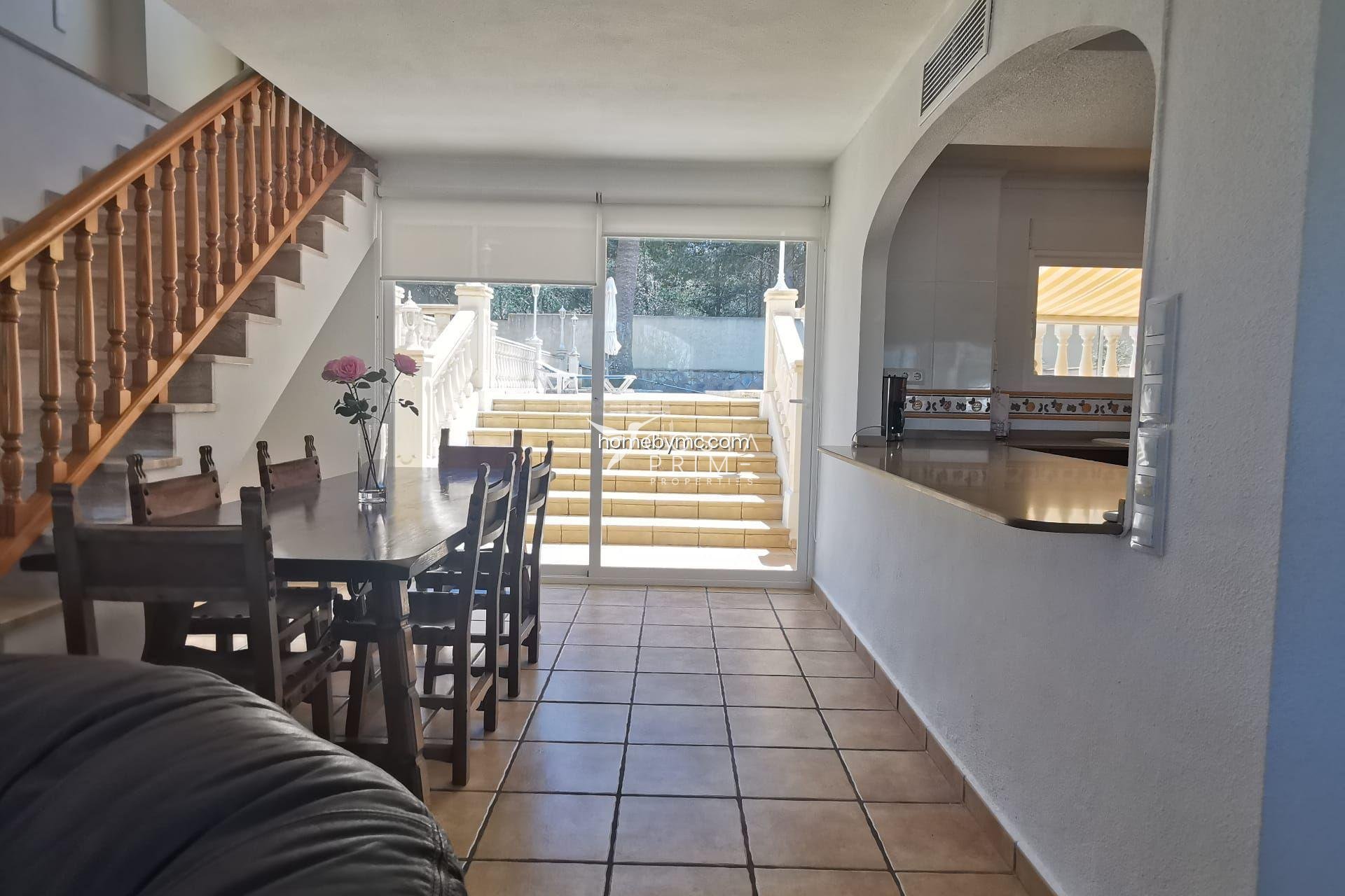 Reventa - Chalet / Villa - Alfas del Pí