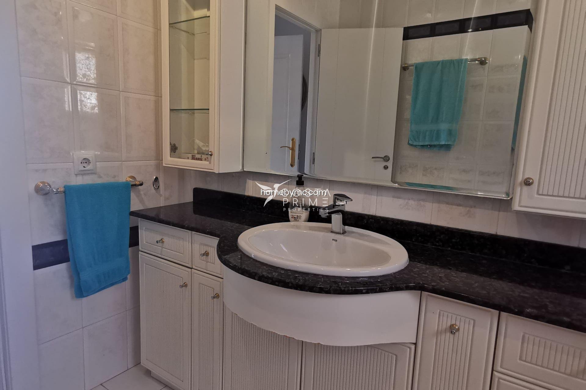 Reventa - Chalet / Villa - Alfas del Pí