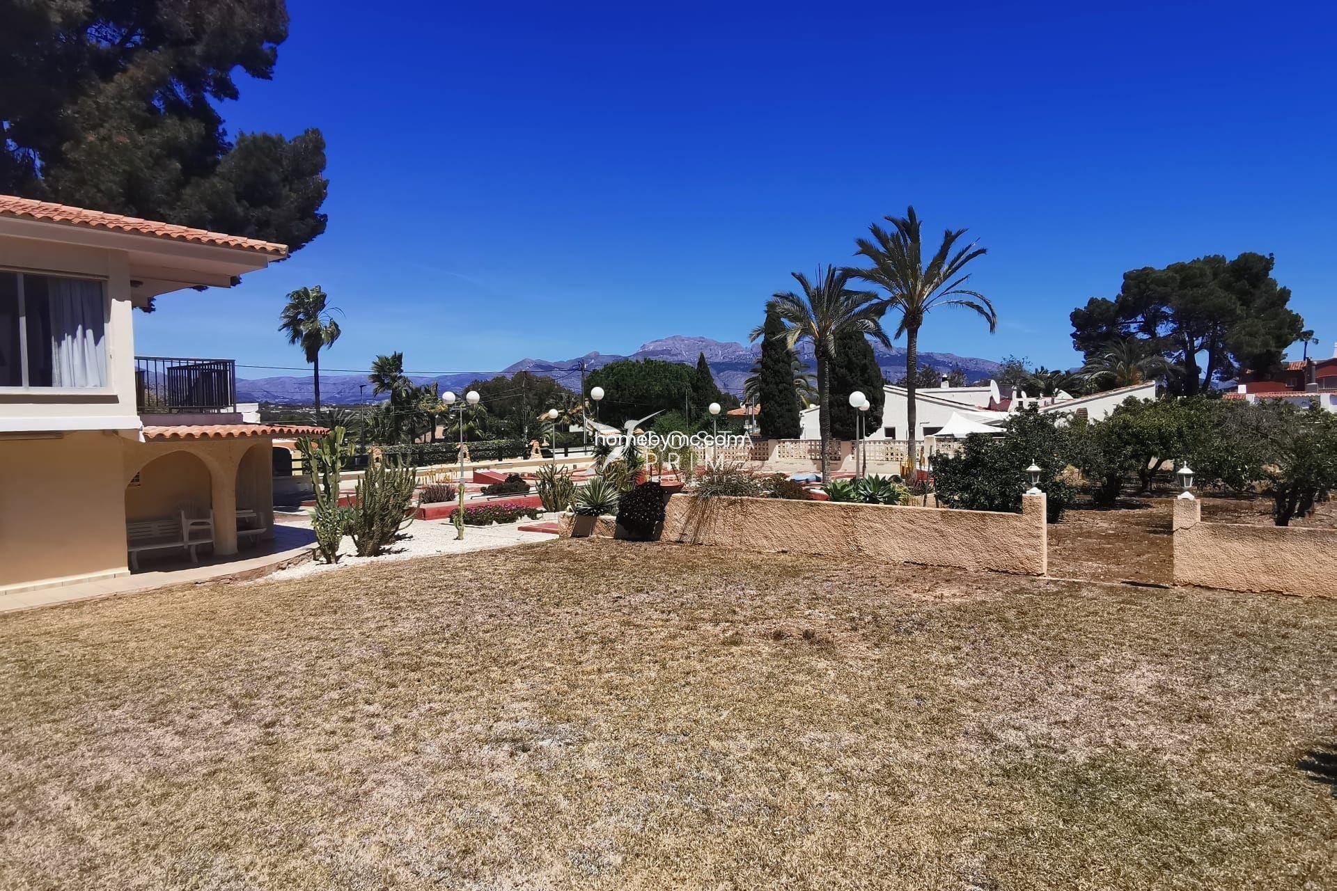 Reventa - Chalet / Villa - Alfas del Pí