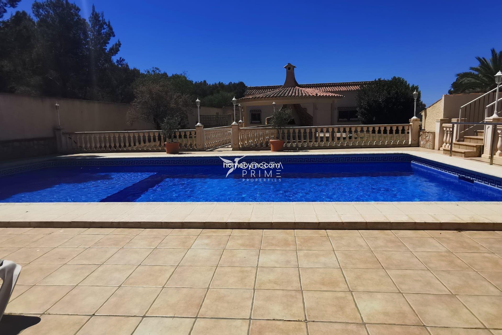 Reventa - Chalet / Villa - Alfas del Pí