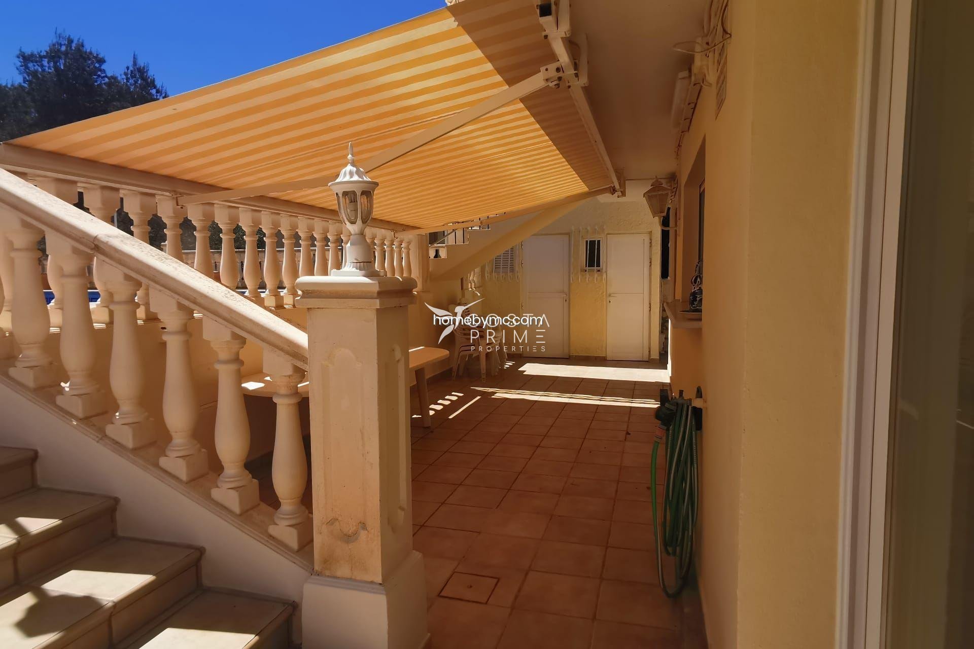 Reventa - Chalet / Villa - Alfas del Pí