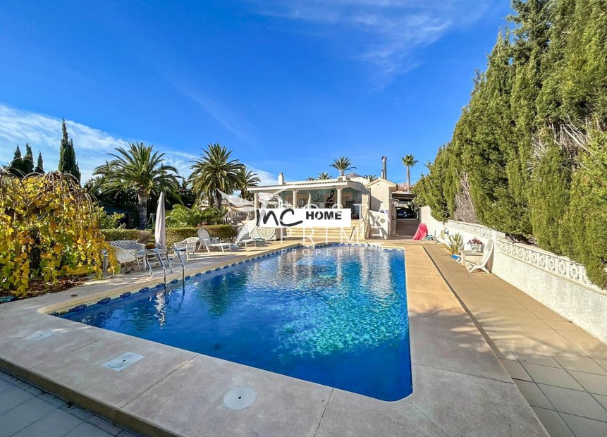 Reventa - Chalet / Villa - Alfas del Pí