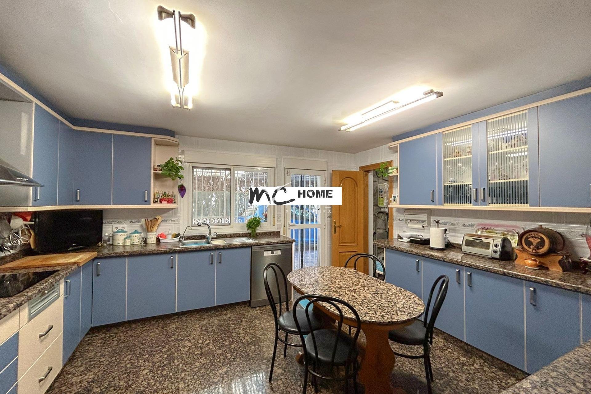 Reventa - Chalet / Villa - Alfas del Pí