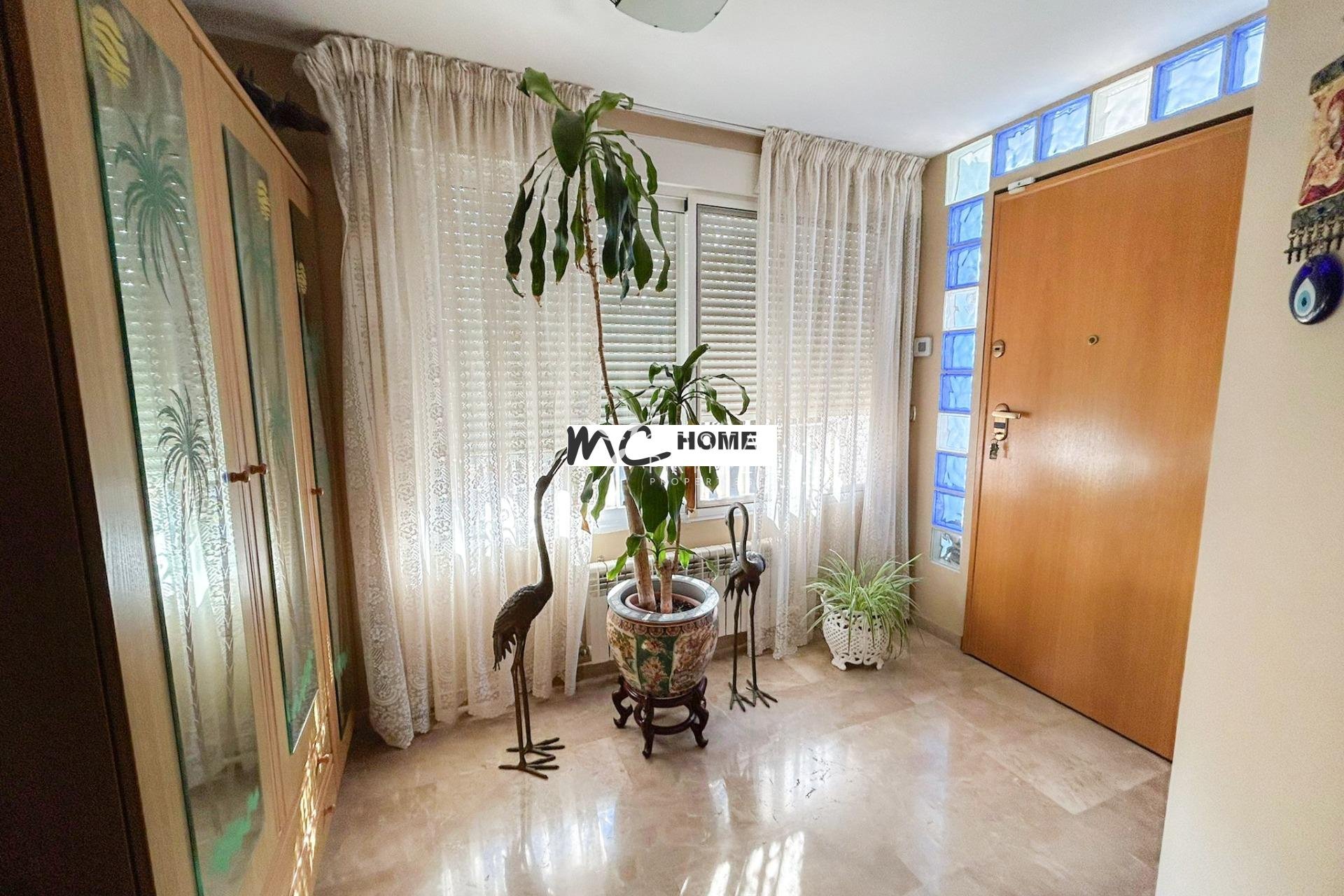 Reventa - Chalet / Villa - Alfas del Pí