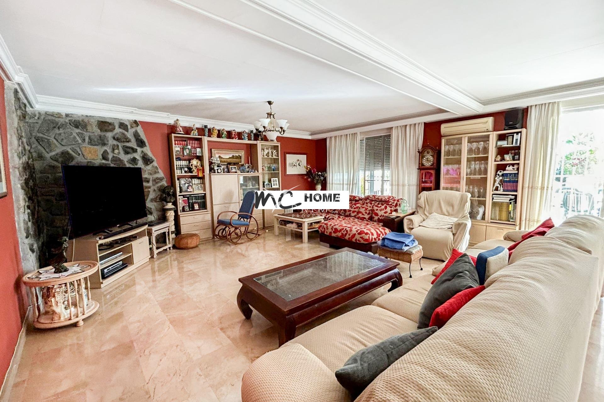 Reventa - Chalet / Villa - Alfas del Pí