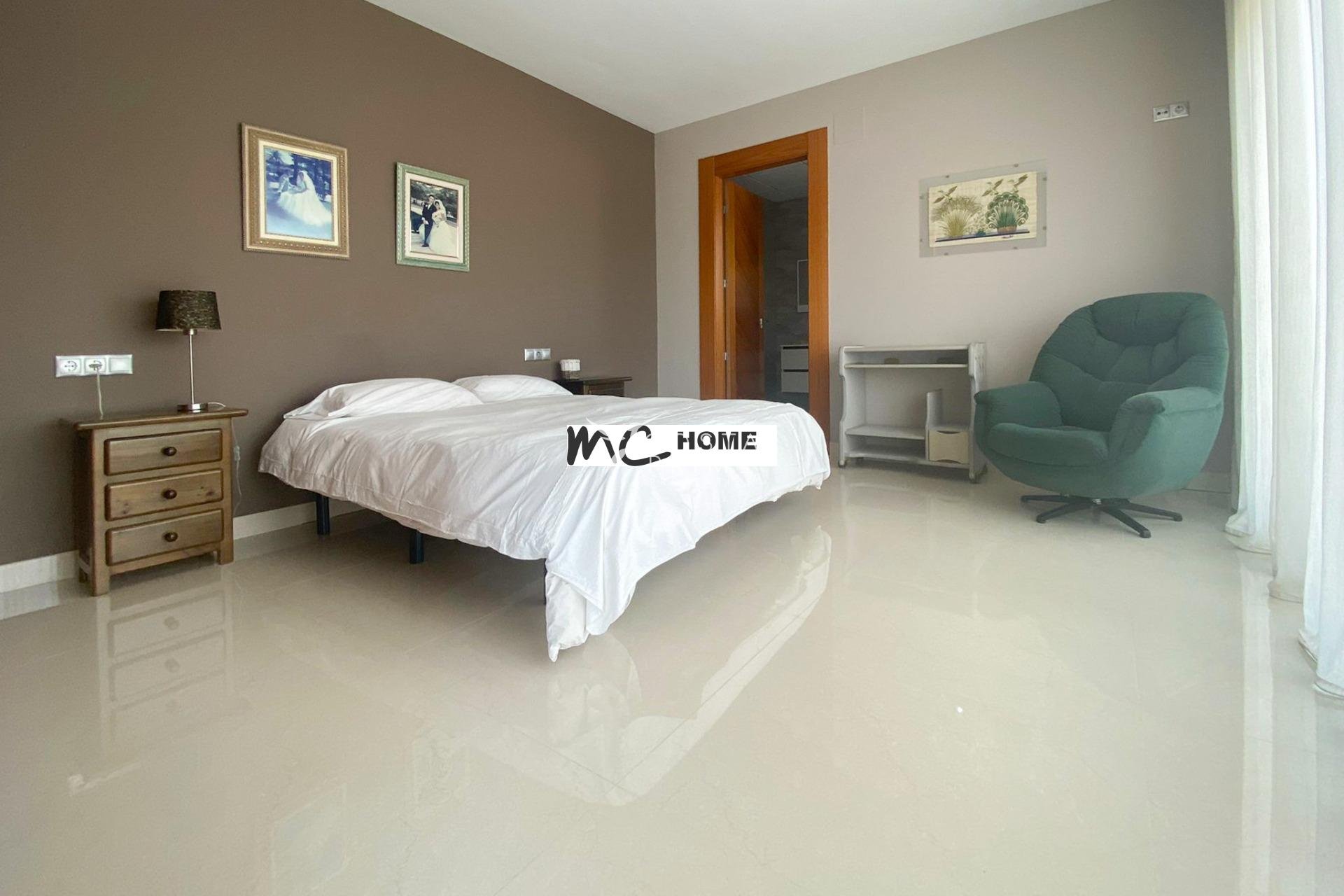 Reventa - Chalet / Villa - Alfas del Pí