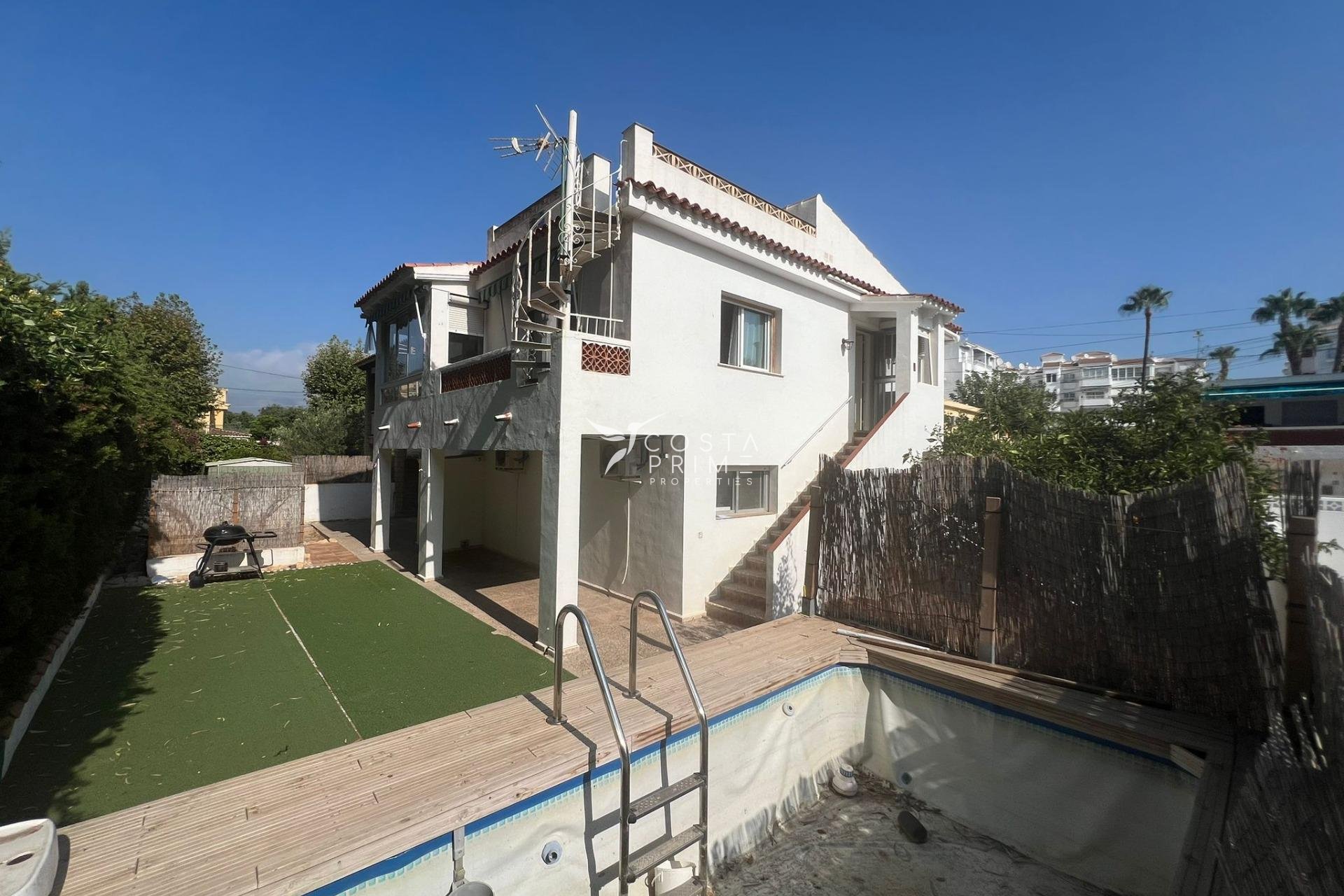 Reventa - Chalet / Villa - Alfas del Pí