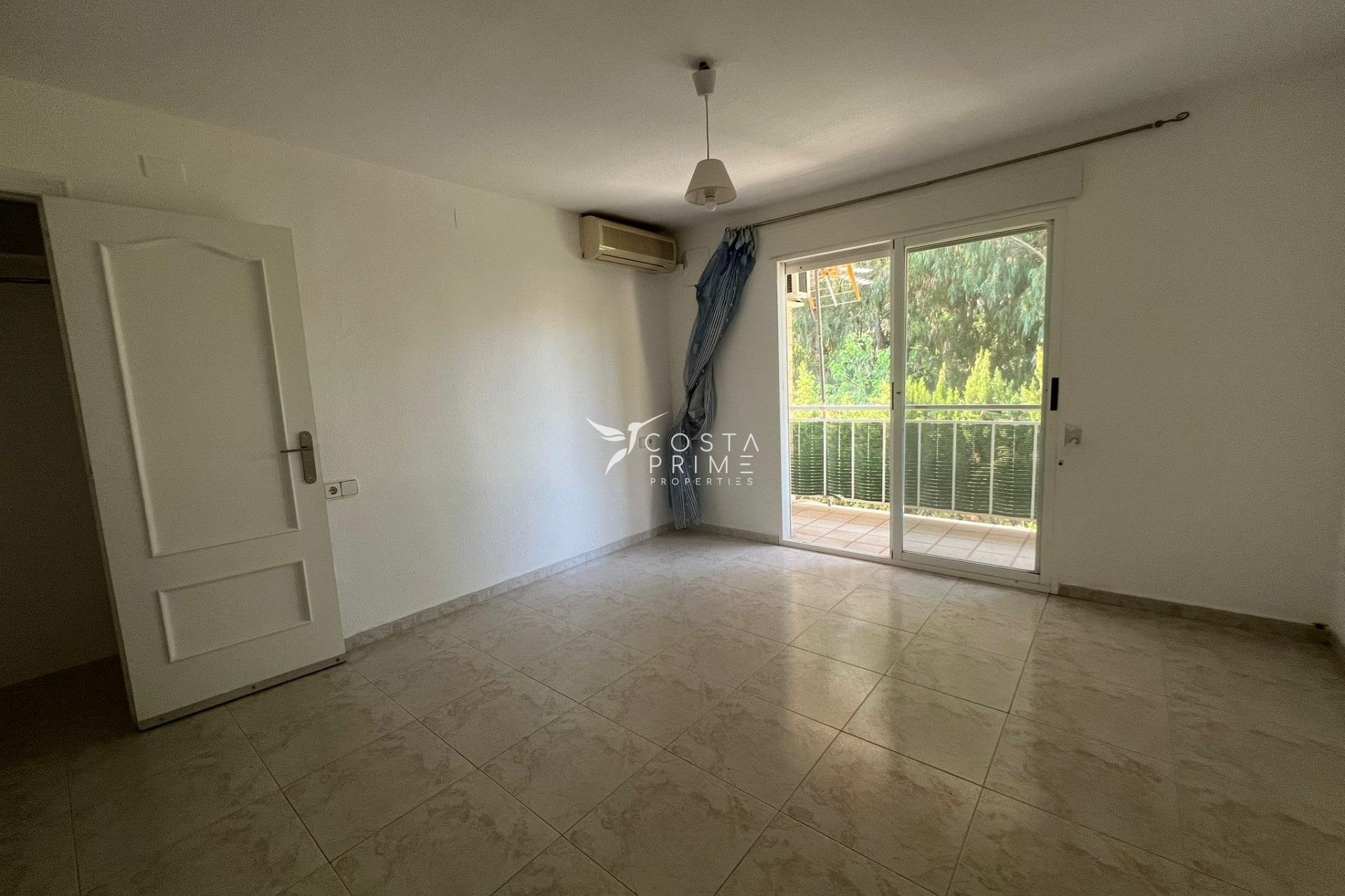 Reventa - Chalet / Villa - Alfas del Pí