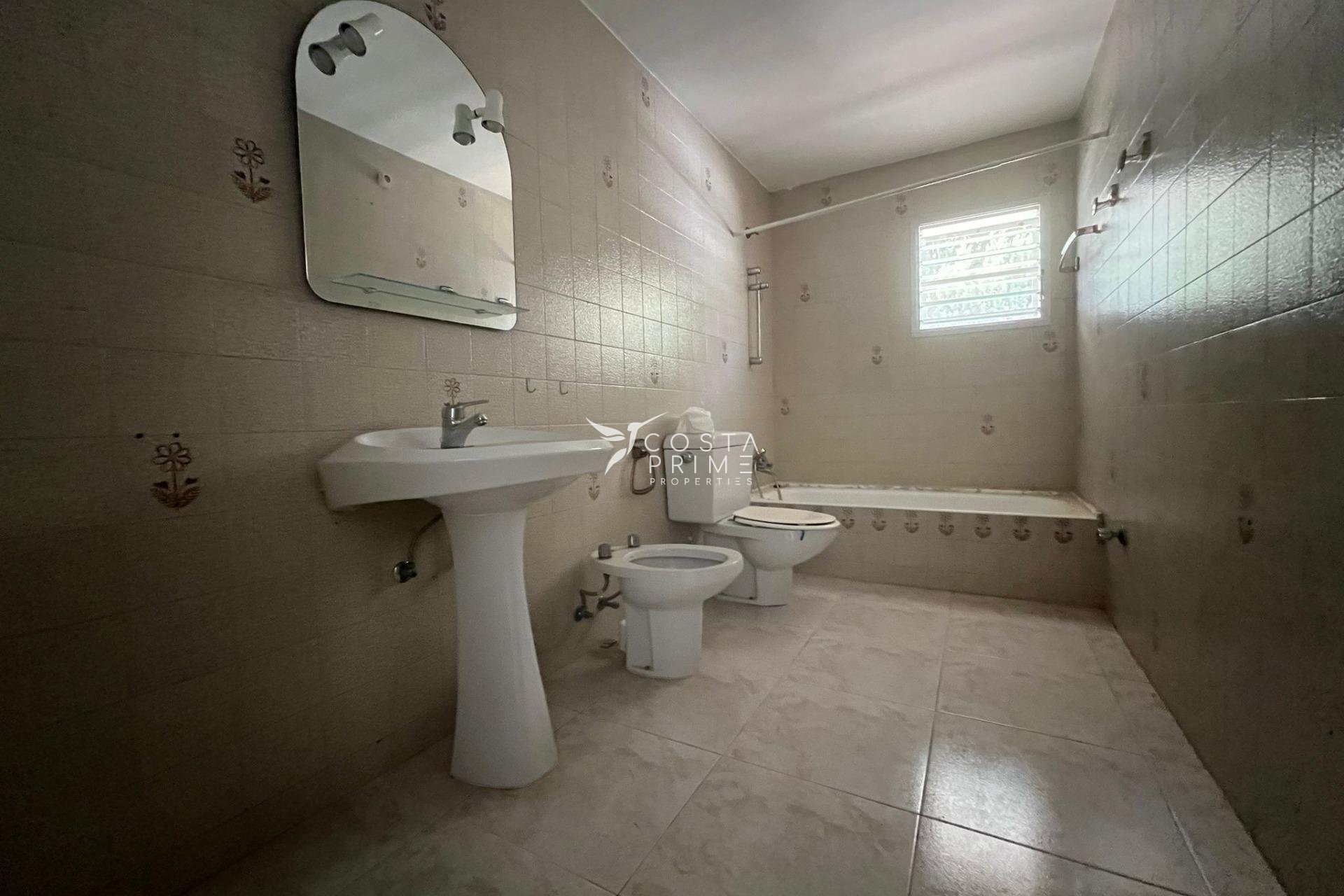 Reventa - Chalet / Villa - Alfas del Pí